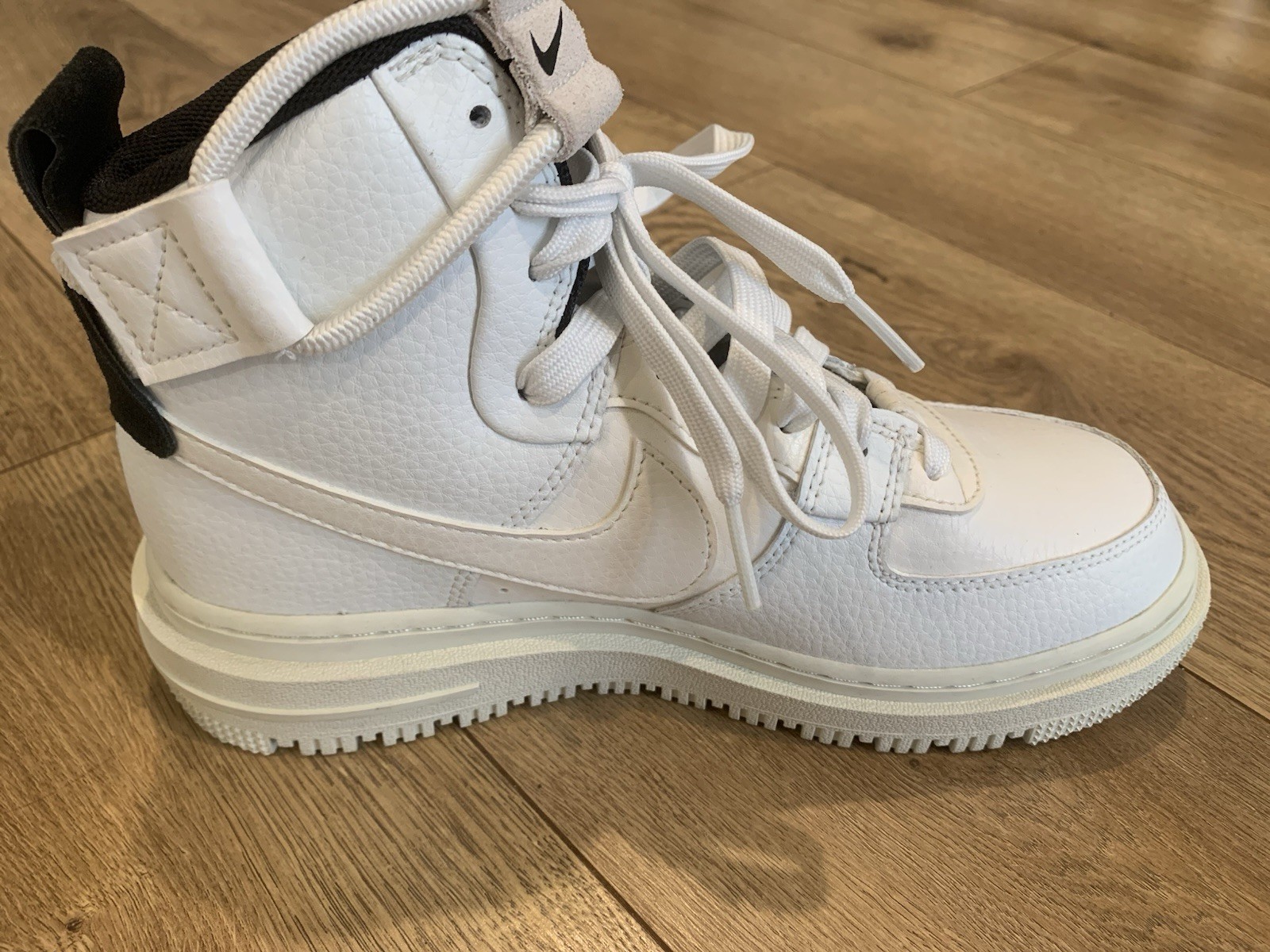 Nike Air Force 1 Utility 2.0 High Top Summit White/Black Leather DC3584-100