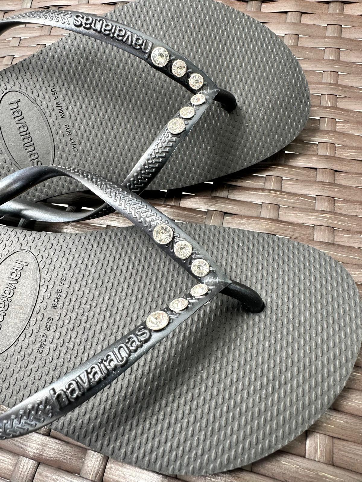 Original Flip Flops Women Slim with 6 Crystals and Personalized Charm