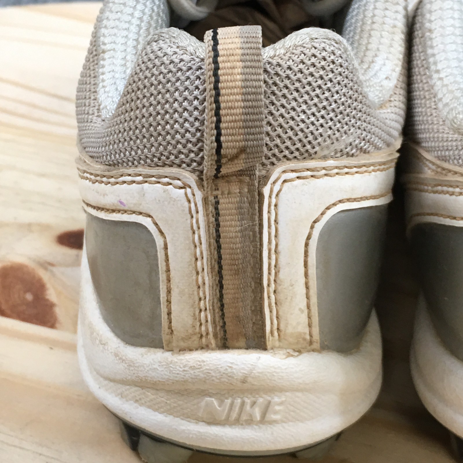 Vintage Nike Shoes Womens 9 Speedlax Lacrosse Cleats White Low Top 334097-013