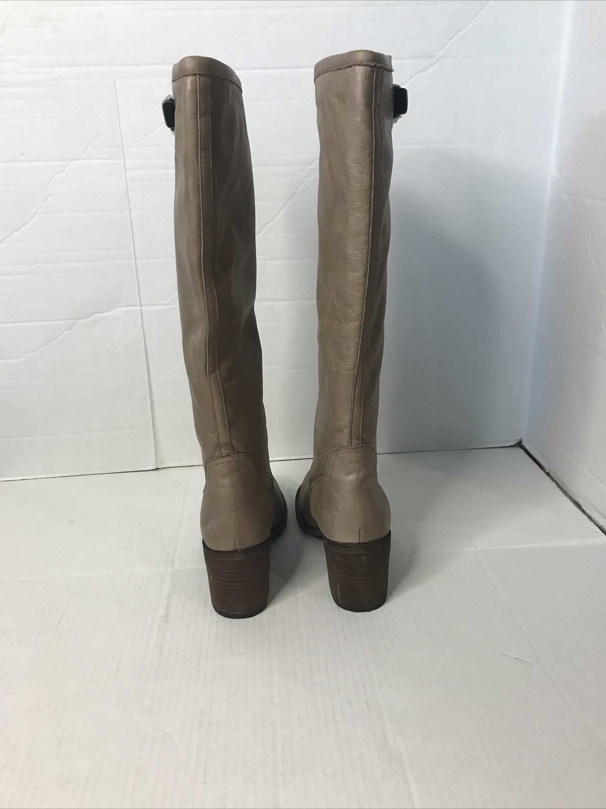 Dolce Vita Womens Sarie Taupe Knee-High Boots Shoes 9.5 Medium (B,M) BHFO 3972