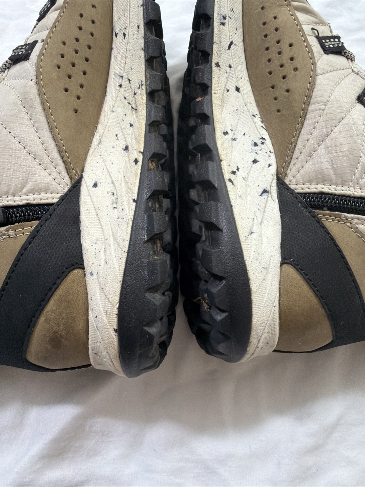Merrell Antora Sneaker Boot Women’s Size 9 Beige Brown
