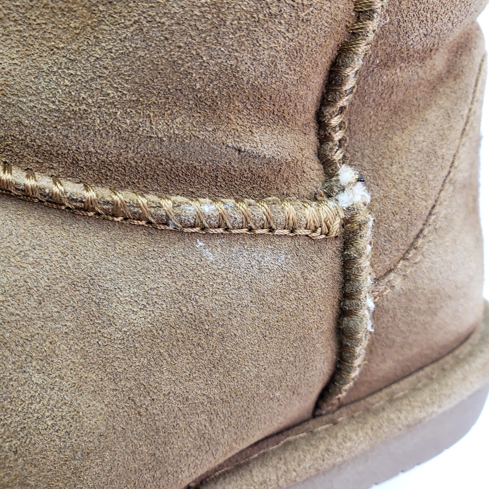 BearPaw Emma Short Womens Size 6 Brown Cow Suede Pull On Warm Boots 608W