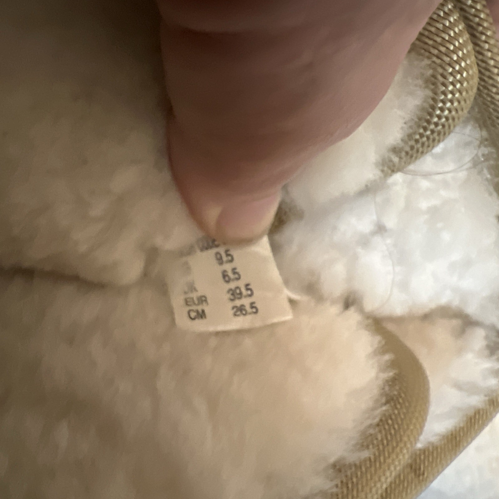 Michelle K Lined Winter Boots White Gray Woman’s Size US 9.5 Elastic Laces N Box
