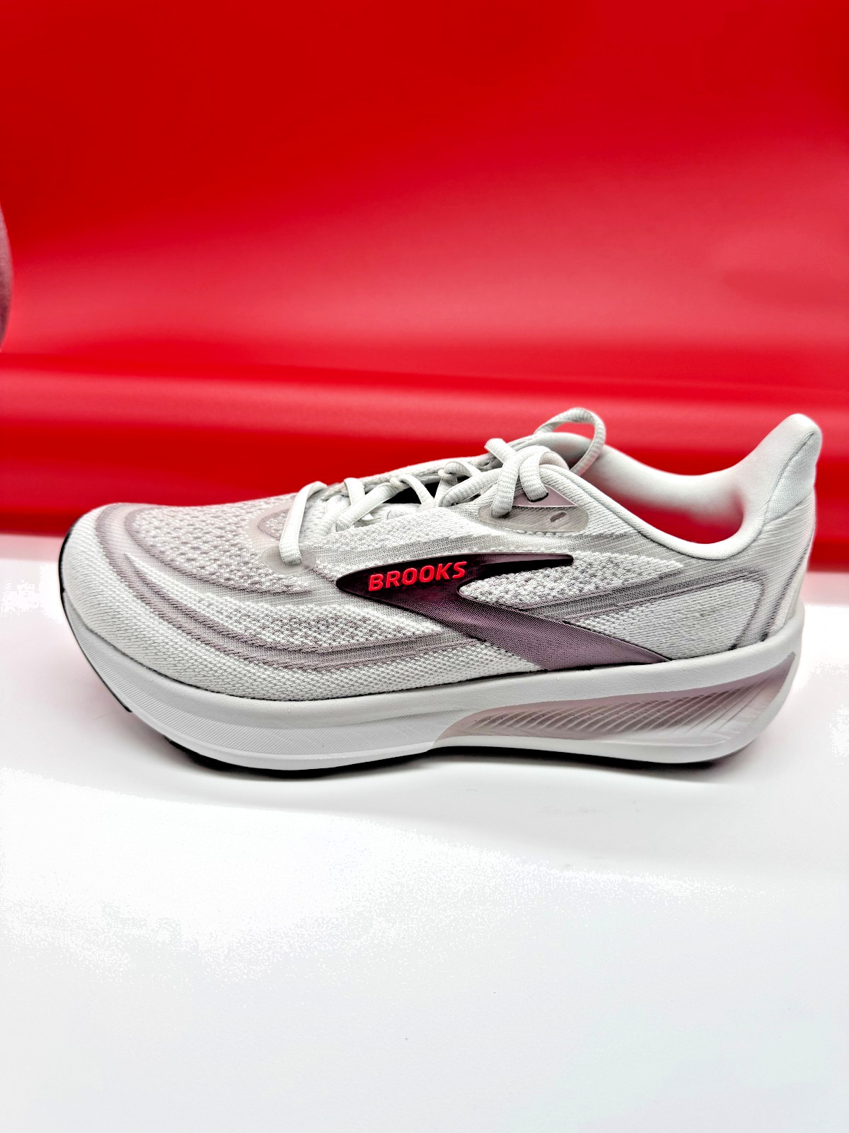 BROOKS Revel 9 Women’s Size 7.5 / Grey-Rose-Raisin NEW w/ Box (July 2026 Model)