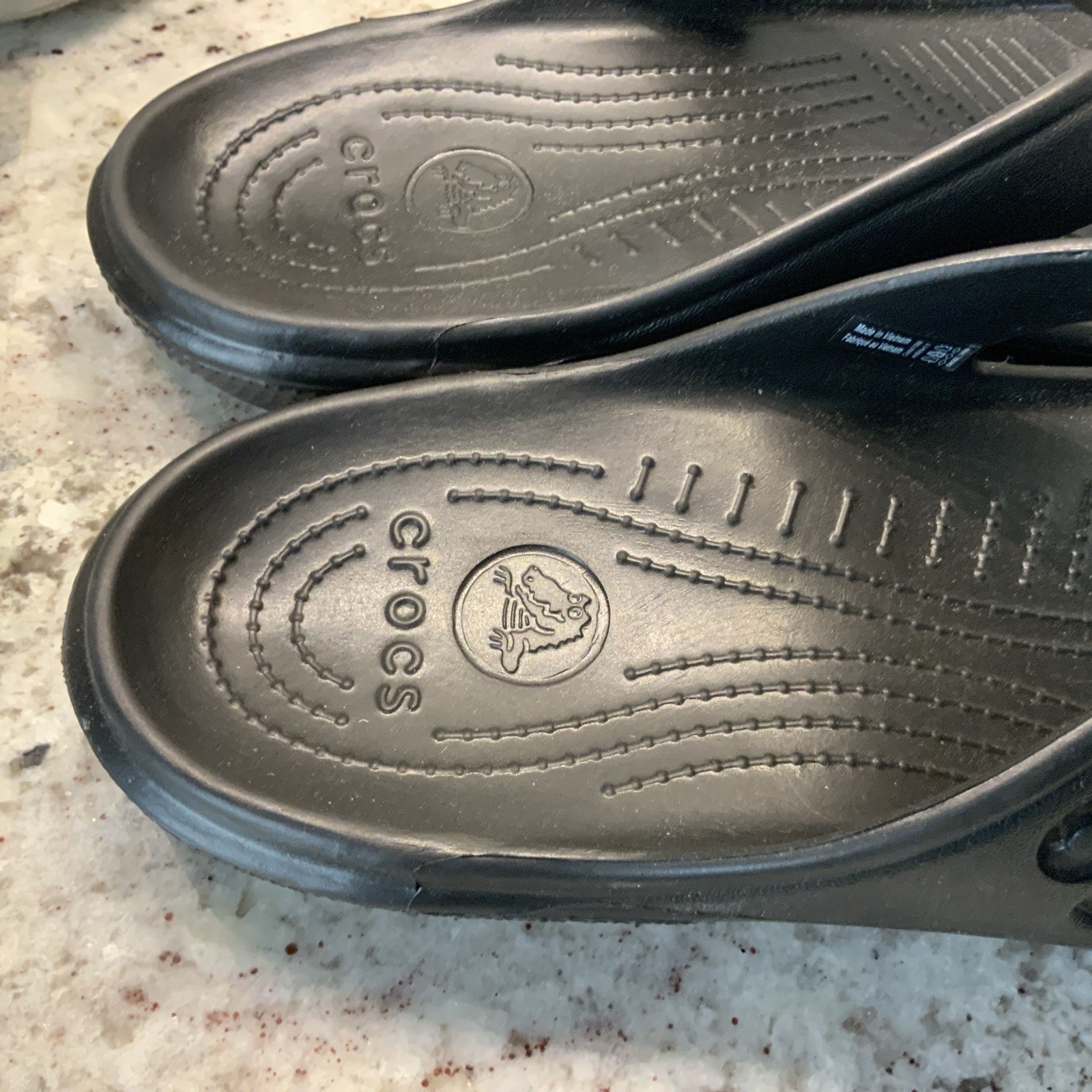 Crocs Baya Flip Flop Slip-On Sandals Mens 9 Women 11 Black