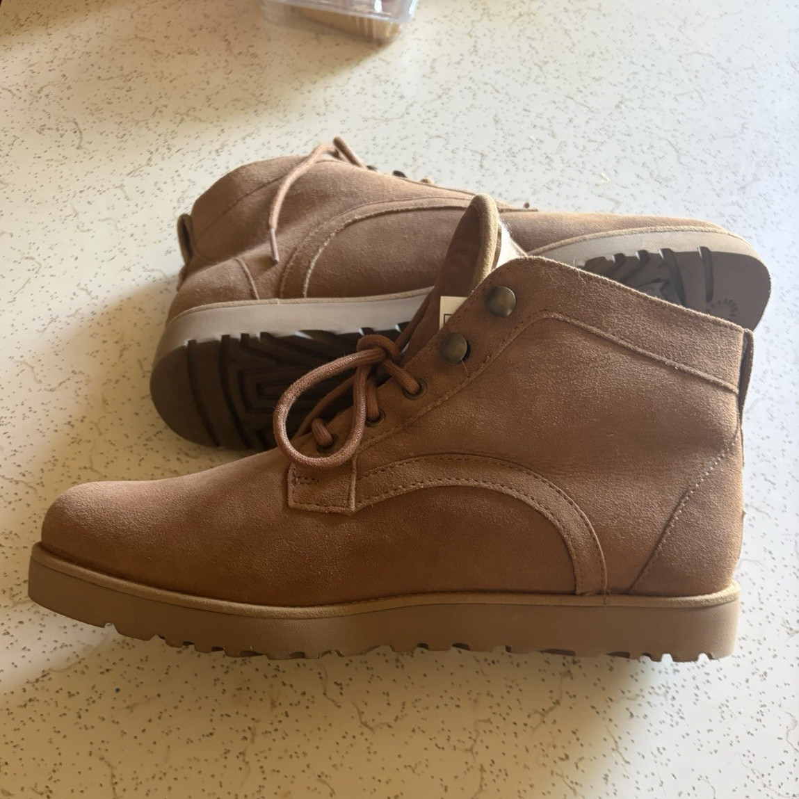 UGG Women’s Brown Suede Faux Fur Lined Lace-Up Chukka Ankle Boot 9 New