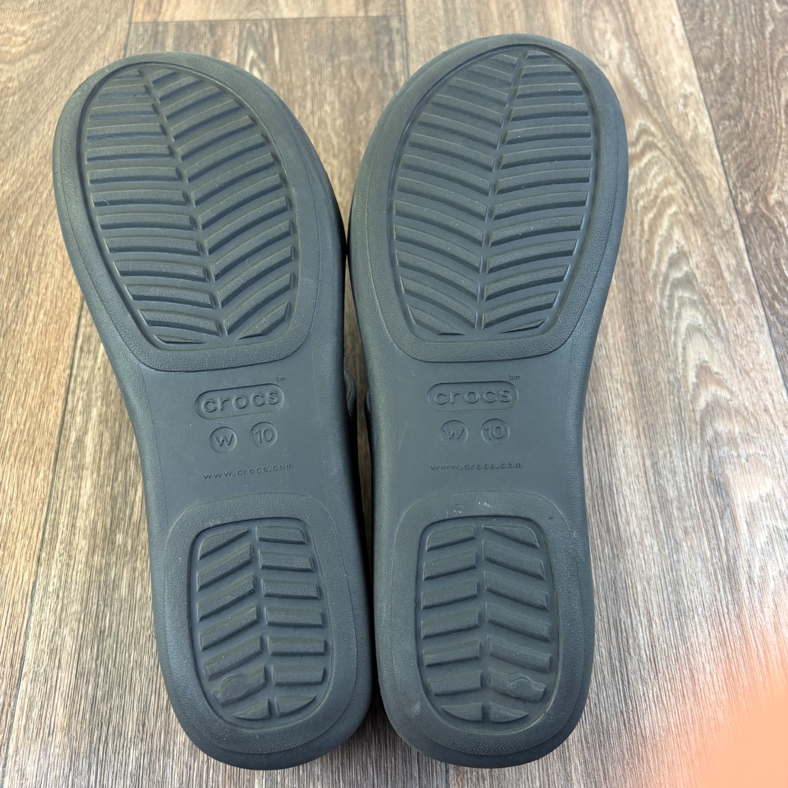 Crocs Monterey Metallic Slip On Wedge Sandal Open Toe Size 10 Black Silver
