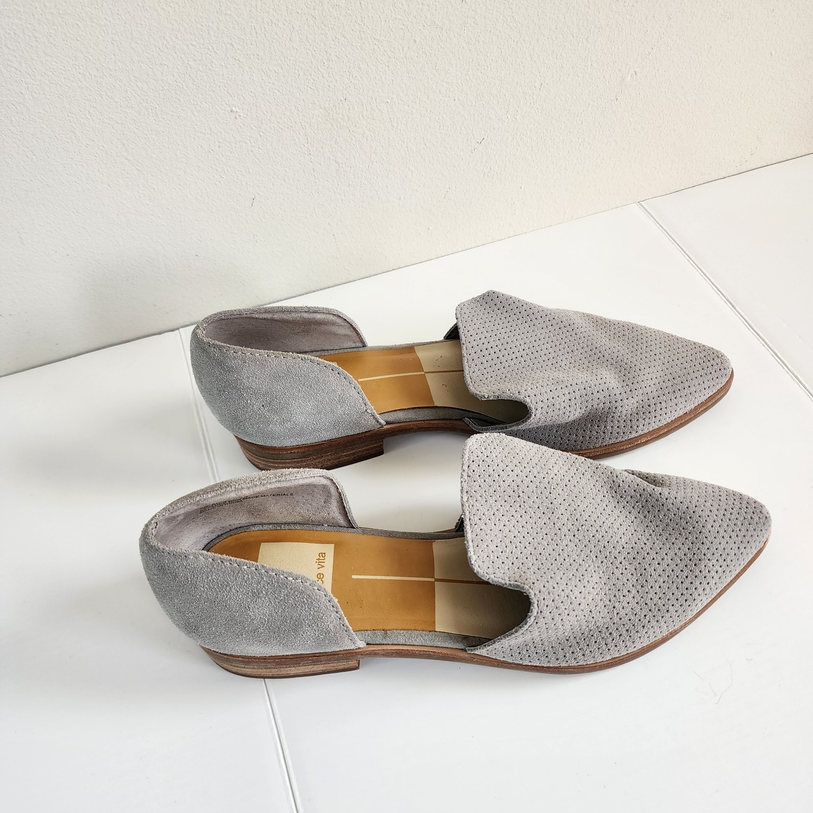 Dolce Vita Kelsa Women’s Slip On Size 6M Gray Sued Casual Workwear Flats