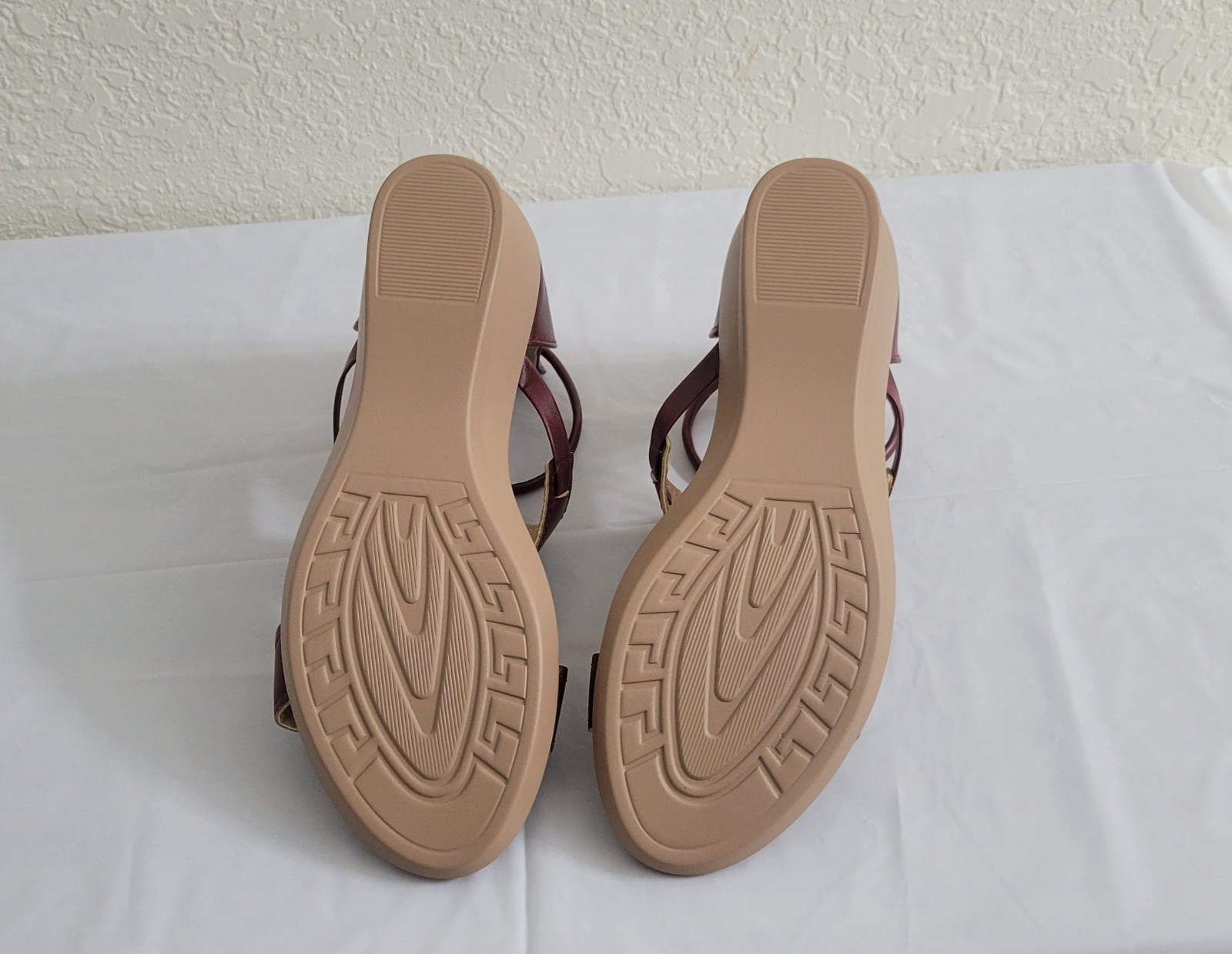 Mallory Wedge Open Toe Sandals – Burgundy- Size 8 – Brand New