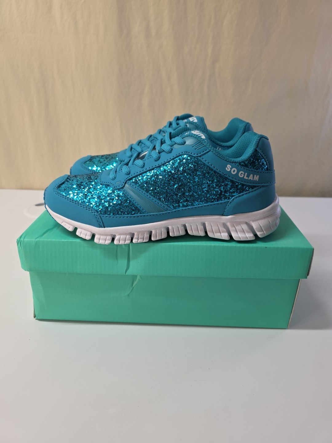 Crazy Train Boutique Sneakers Aqua Glitter Shoes Glam01 Women’s Size 7 NIB