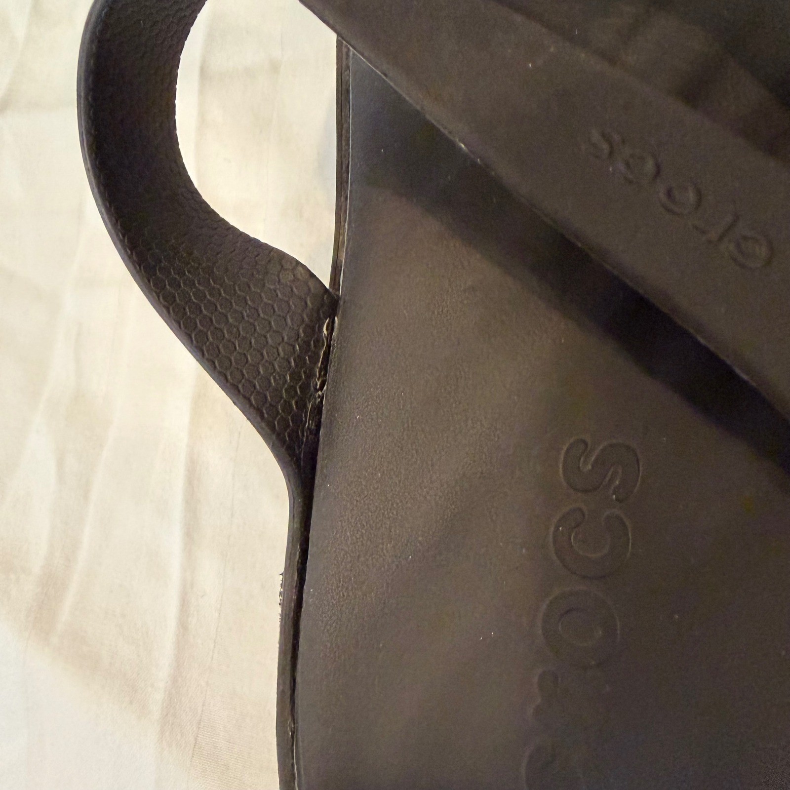 Crocs Getaway Strappy Sandals Women 10 Black Comfort Minimalist Slide