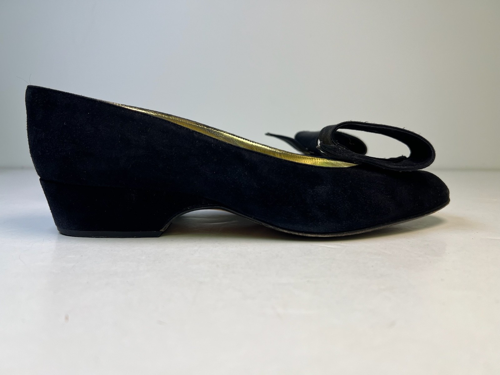Walter Steiger STAMPA Black Suede Low Heel Dress Pumps Size 8.5 B