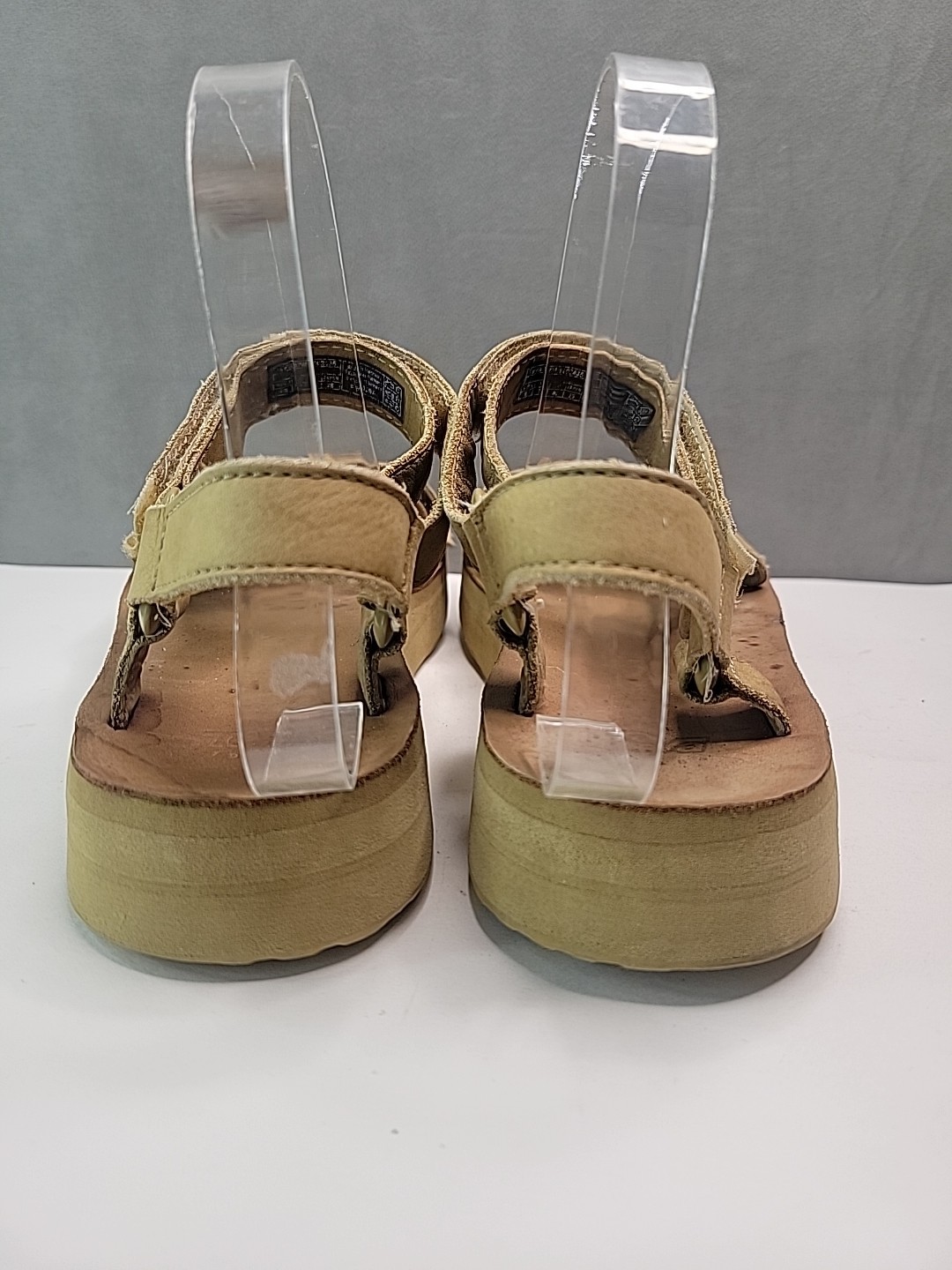 Teva Leather Midform Universal Tan Strappy Sandals Comfort Hiking Womens Size 9