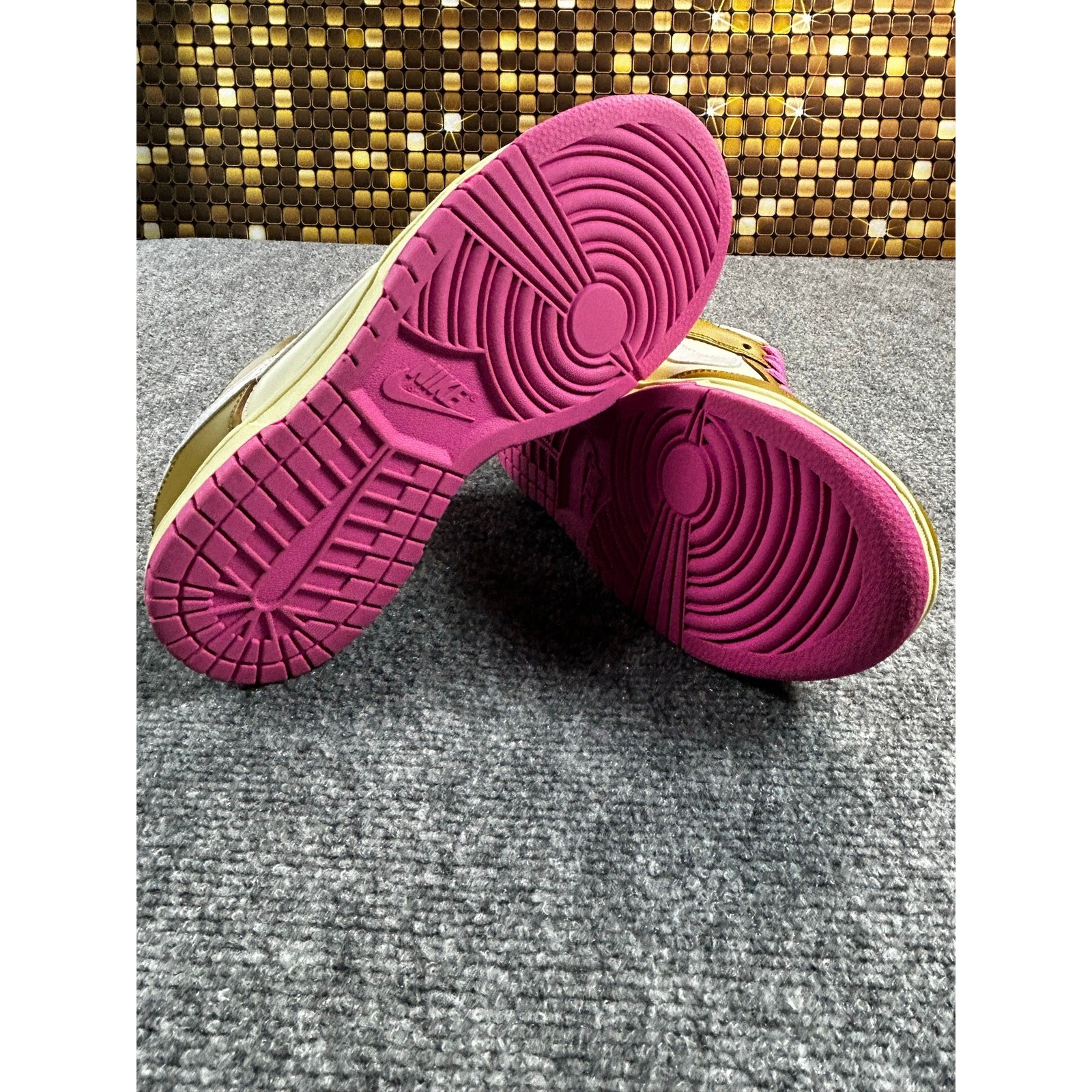 Nike Dunk Low SE Just Do It Bronzine Pink Women 8.5 Men 7 FD8683-700 Box