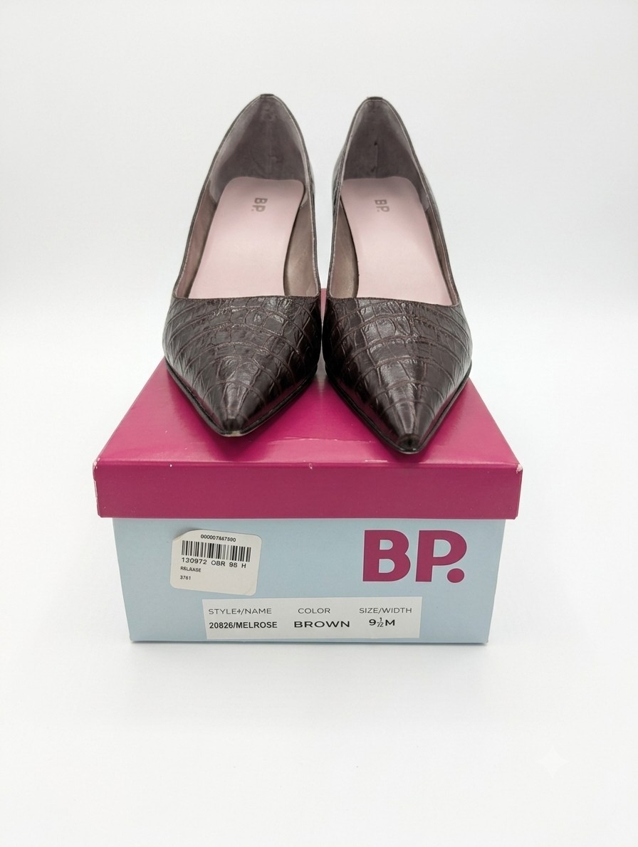 Y2K BP. Melrose Brown Croc Embossed Leather Pointed Toe Kitten Heels