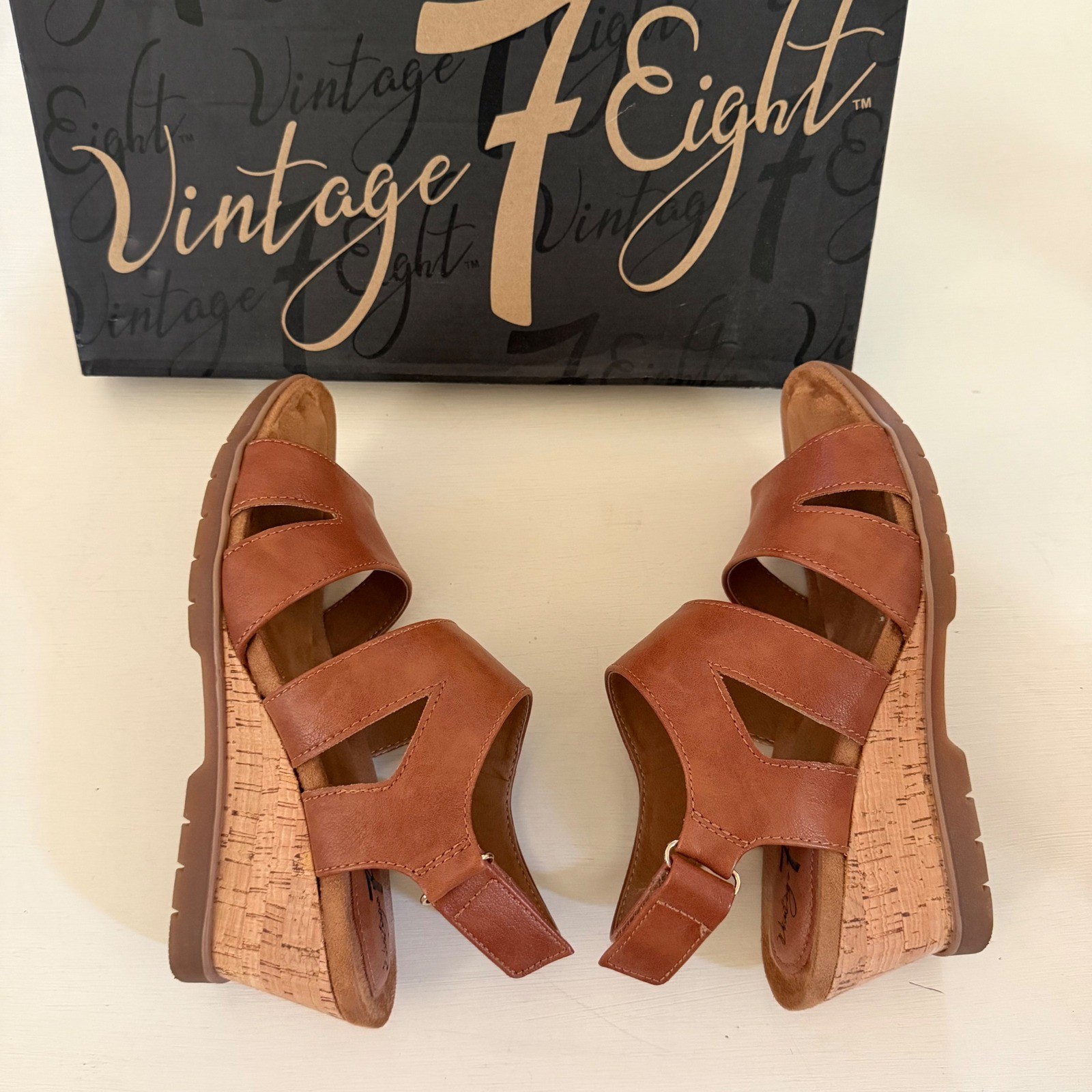 Vintage 7 Eight Womens Brown Faux Leather Cork Wedge Sandals Size 7.5M PL0002200