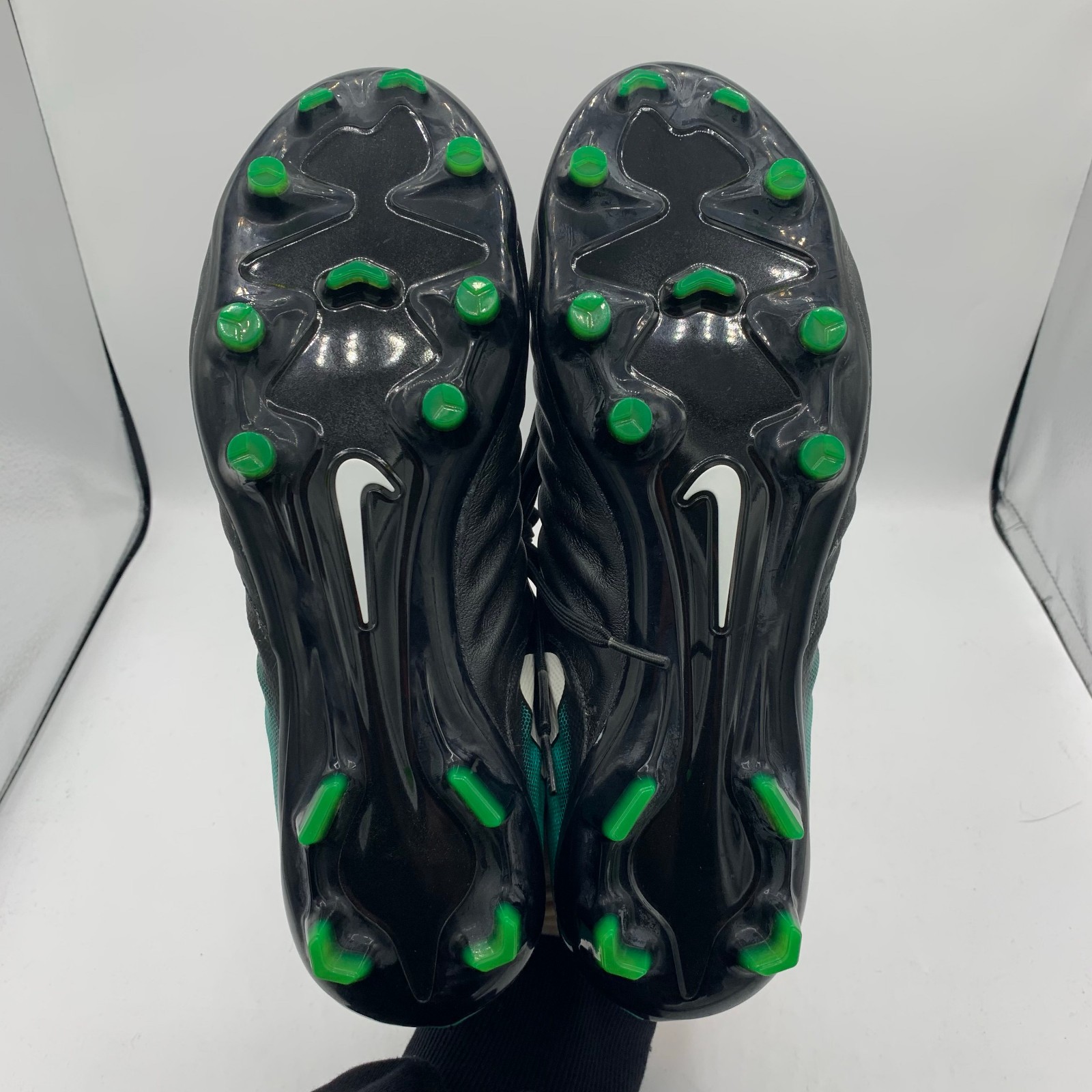 Nike Tiempo Legacy III FG Soccer Cleats Womens Size 10/Mens 8.5 Black Aqua