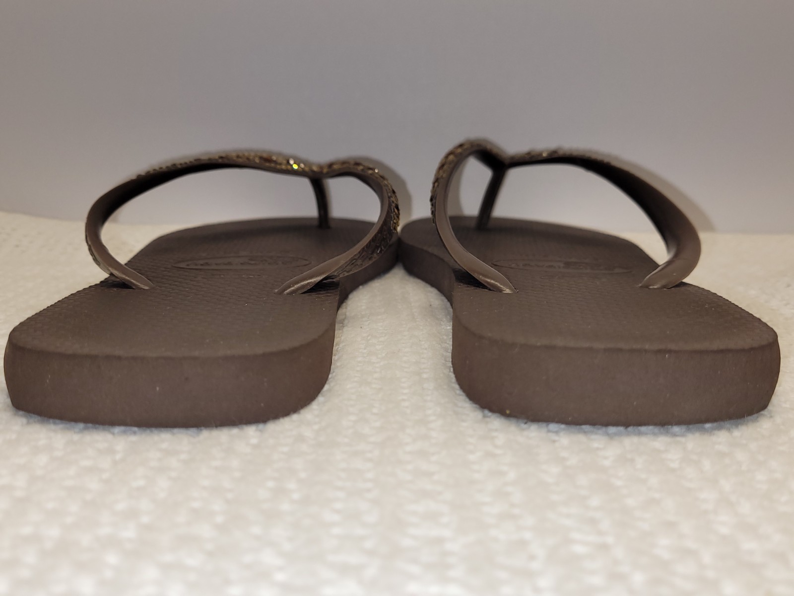 Havaianas Slim Glitter II brown sandals & rhinestone embellished straps W 9/10