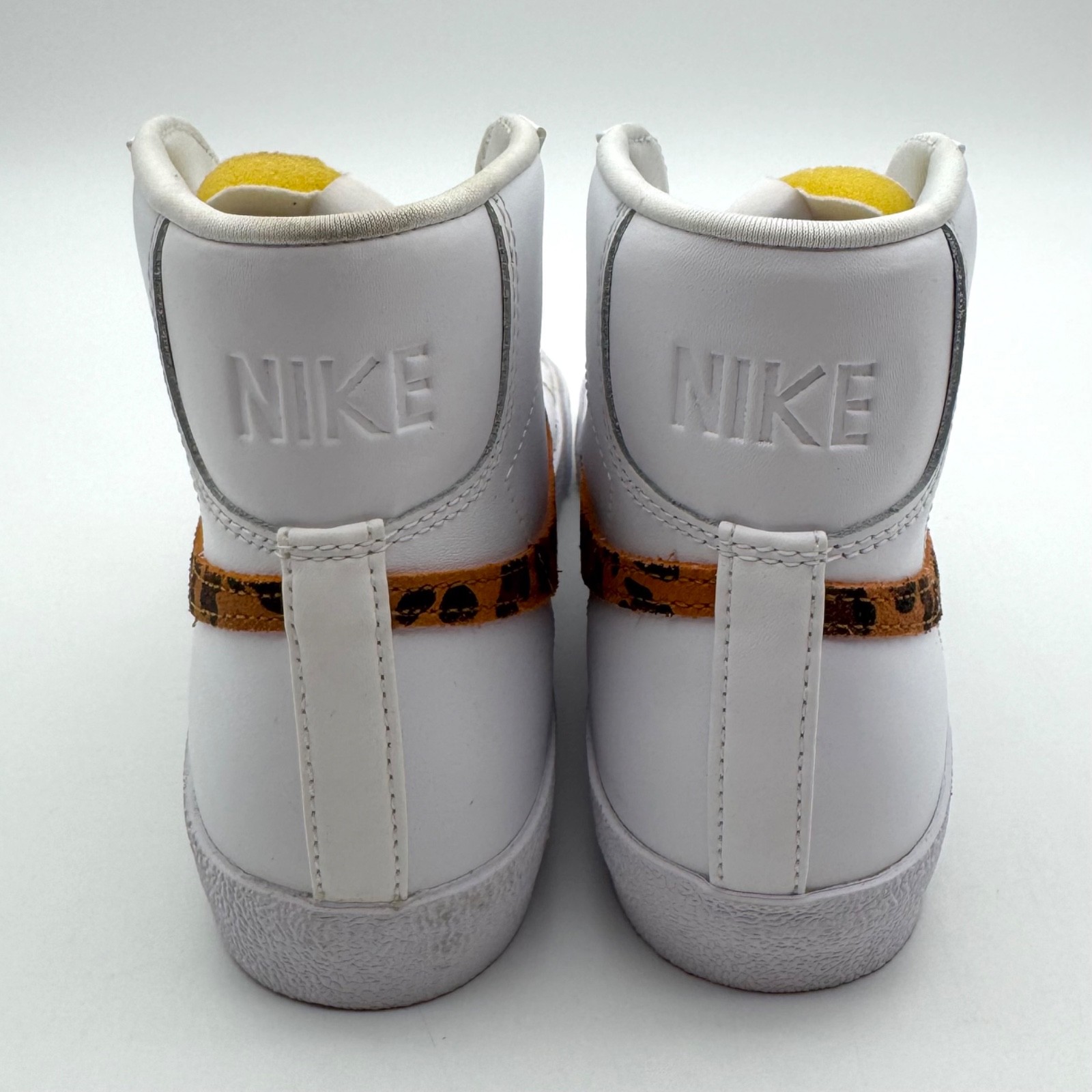 Nike Blazer ’77 Mid Leopard White DA8736-101 Women’s Size 7 NEW