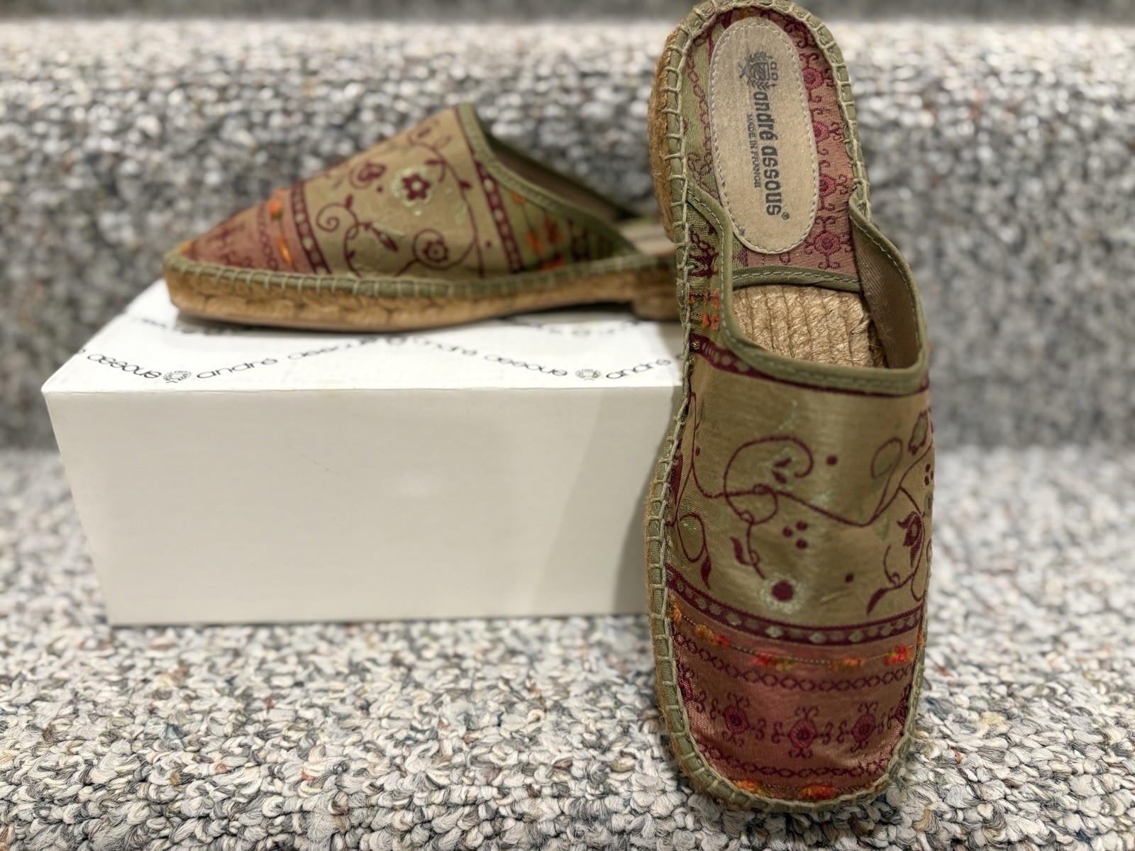 Andre Assous Tatiana Shoes Boho Women’s Size 7 Slip On With Box Colorful
