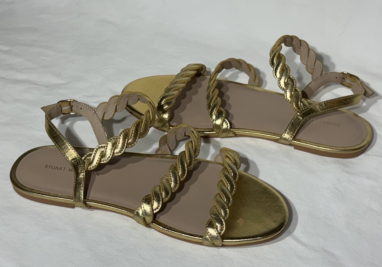 Stuart Weitzman Twistie Leather Sandal Size 7 ~ Gold