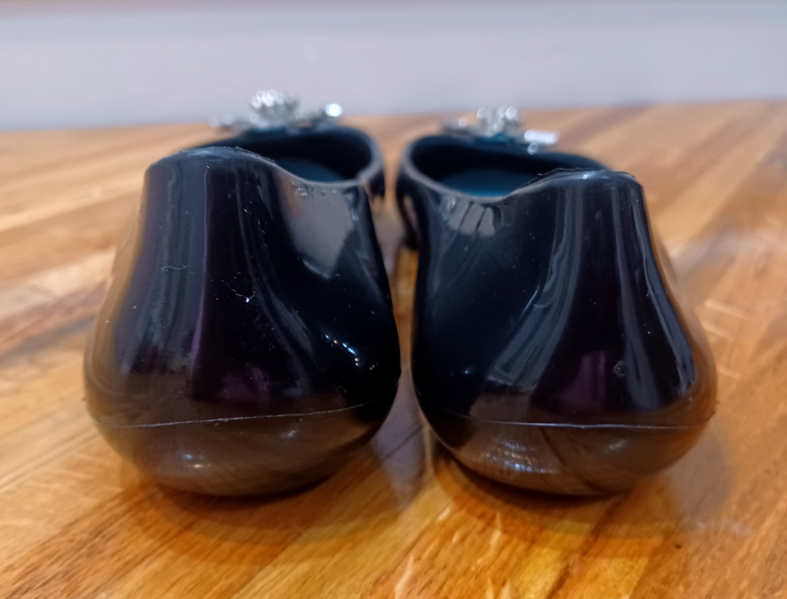 OKA B Women’s Size 8US/38EU Charcoal Black Skimmers Jelly Medallion Ballet Flats
