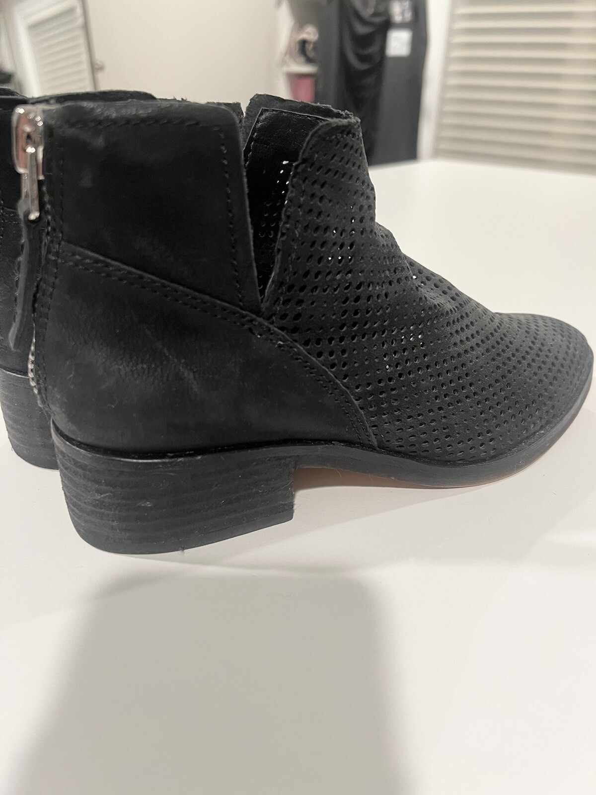 Dolce Vita Sher Perforated Bootie Laser Cut Back Zip Black Suede 7.5