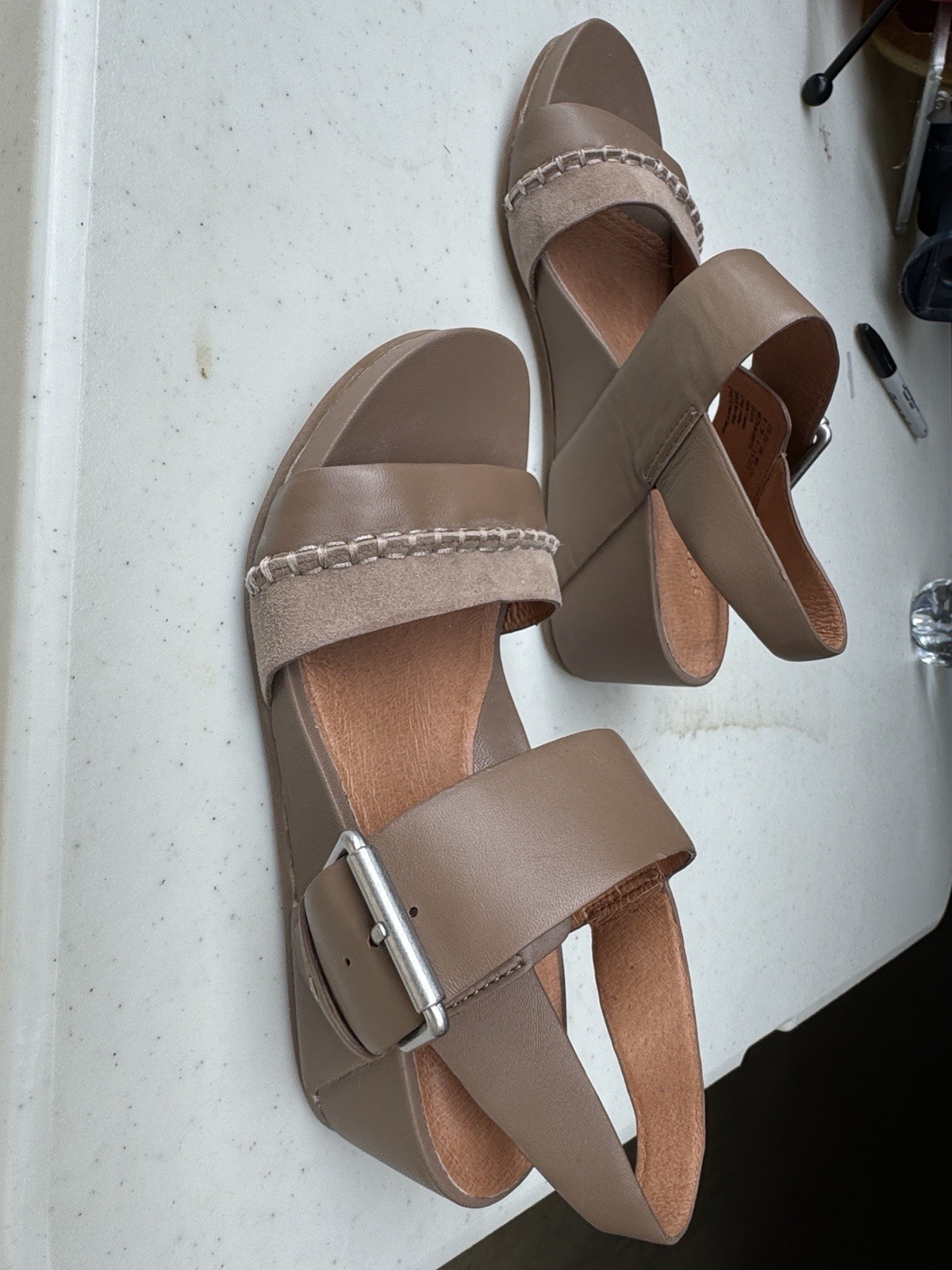 Gentle Souls Taupe Leather Strappy Sandals Ankle Strap Buckle US 6 Medium