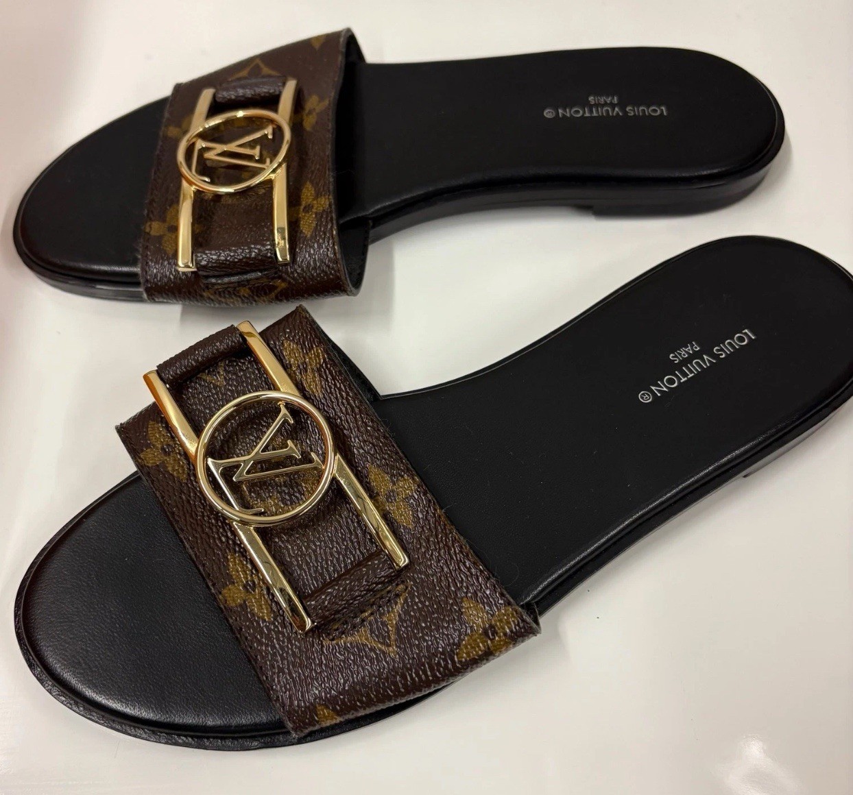 Louis Vuitton Slide Sandals Leather Monogram LV Logo Buckle Brown/Black 9