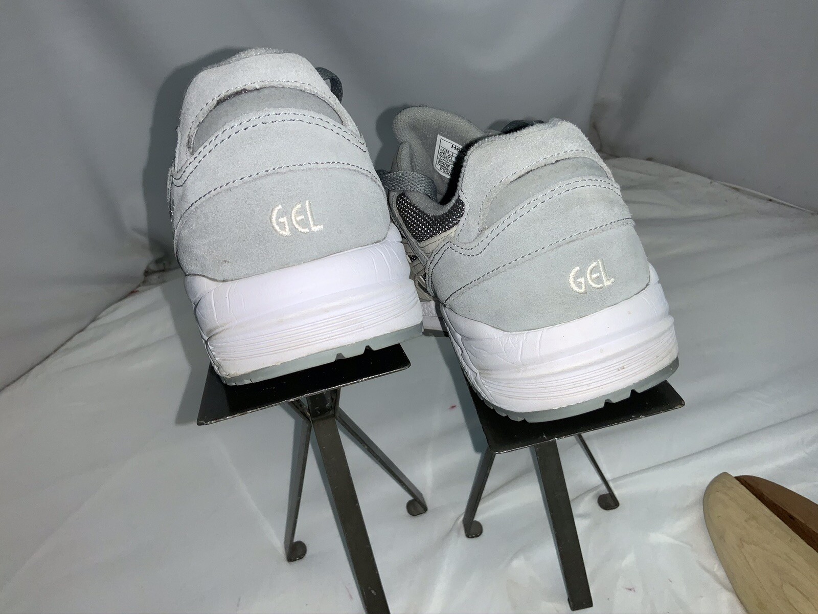 Asics Gel Lique Sz 8 Women Gray Leather Synthetic Running Shoes YGI G0S-230