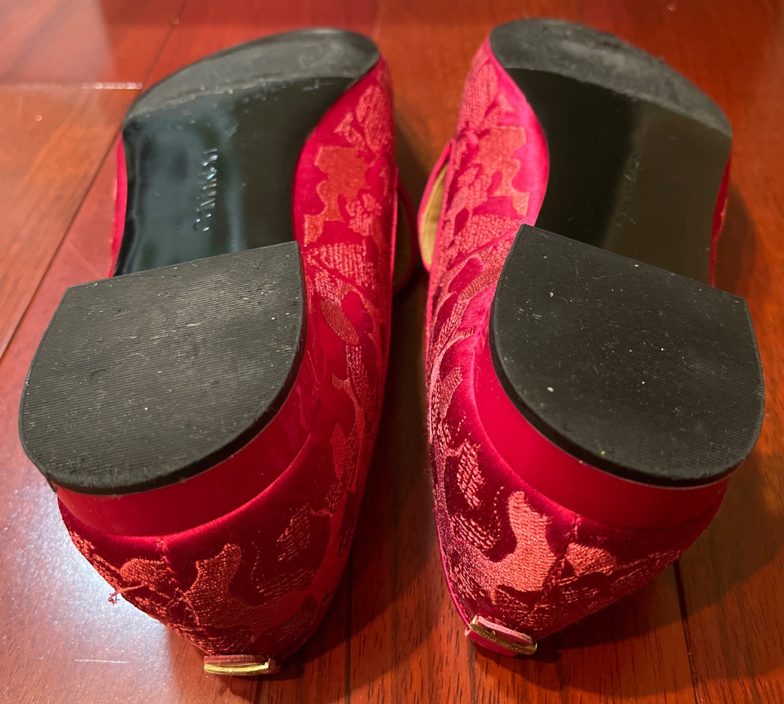 Size 8.5 M Calvin Klein Elin Crosshatch Flower Slip Ons Hibiscus Pink Embroidery