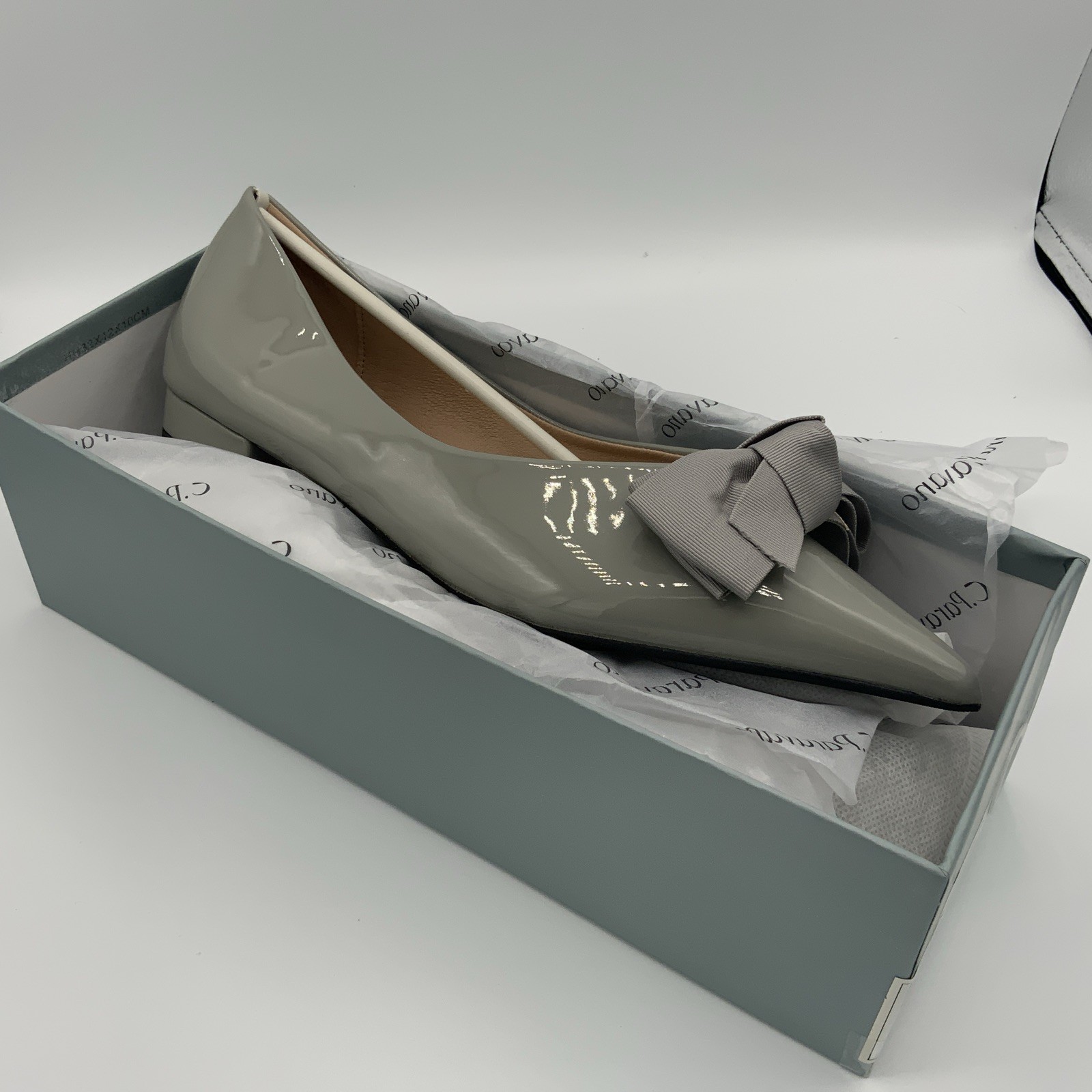 C.Paravano Women’s Pointy Bow Leather A4 Flats, 9.5, Green Patent OD