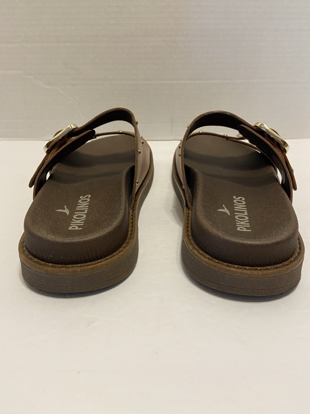 Pikolinos Aitana Brandy leather flat sandals, buckle rivet detail Size 7.5 / 8