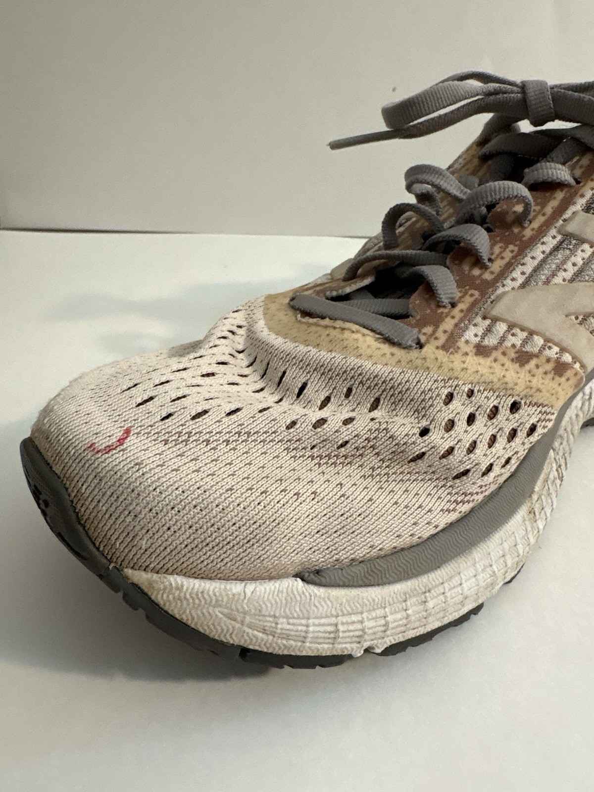 New Balance Fresh Foam 1080 v9 Running Shoes Beige Gray Womens