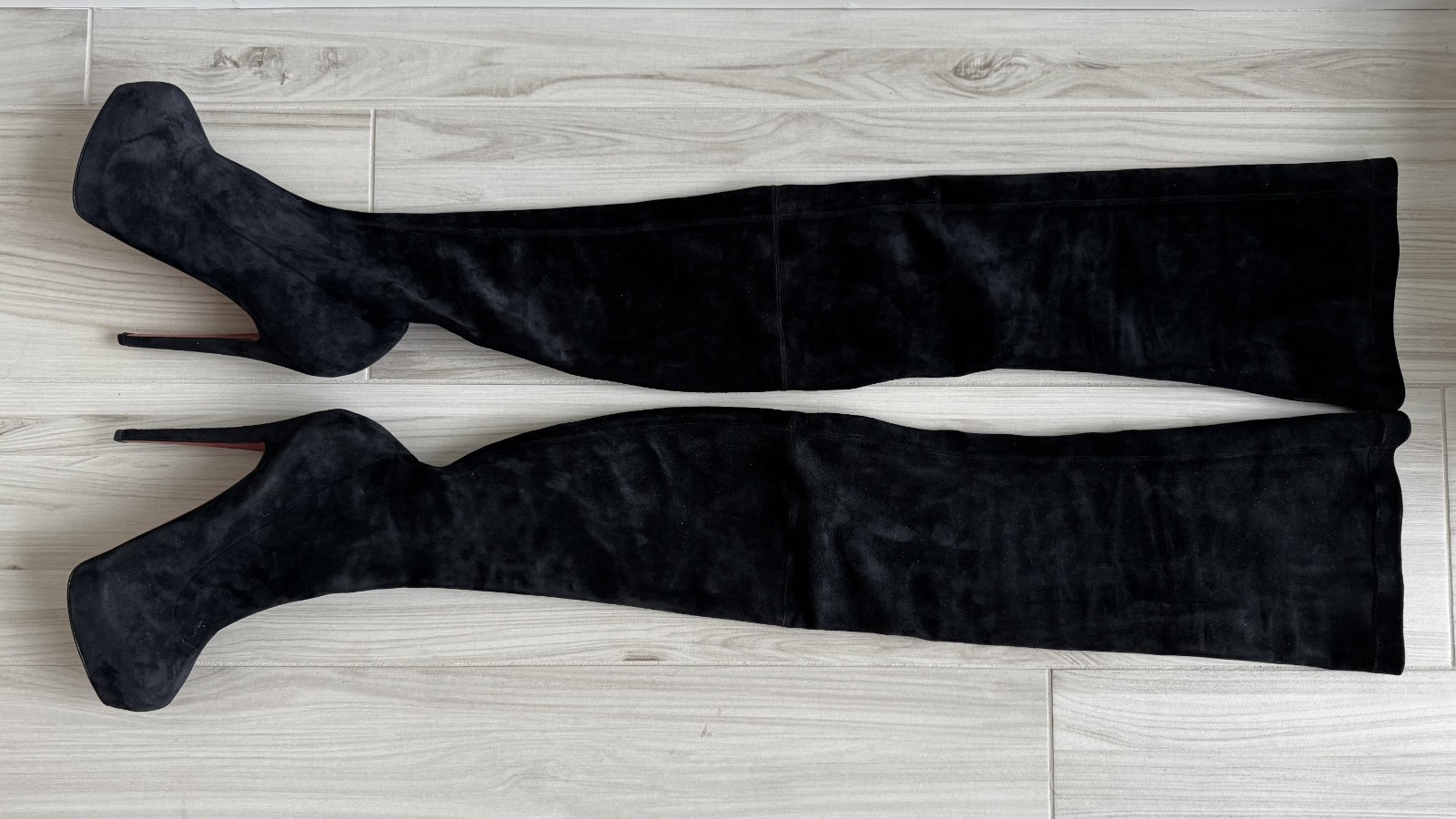 NEW Christian Louboutin Monique 160 Black Stretch Suede Thigh High Boots 38.5