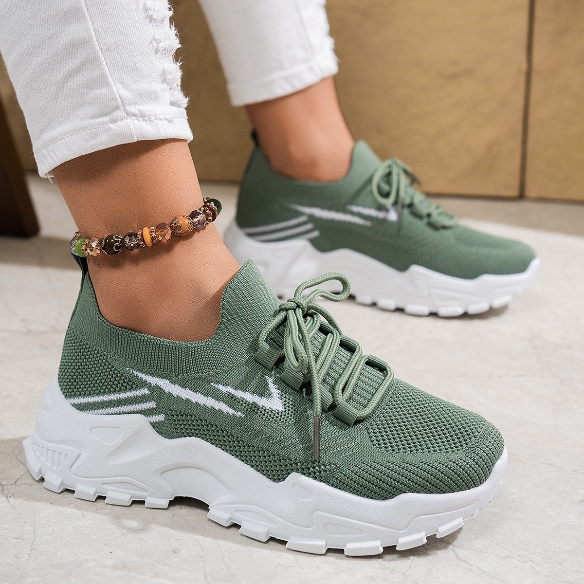 Women’s Lightweight Casual Sneakers Soft Sole Walking Shoes Lace Up Comfort