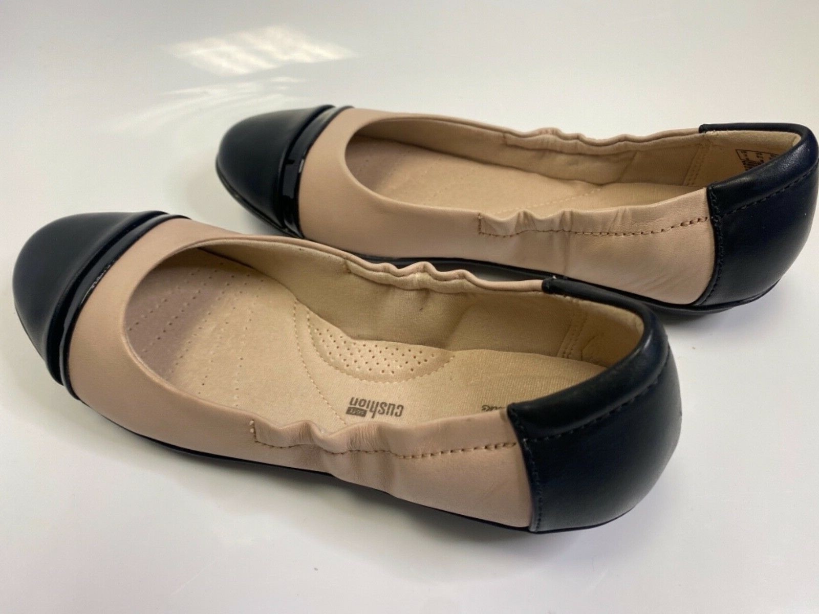 Gracelin Jenn Collection Clarks Soft Cushion Women size 5
