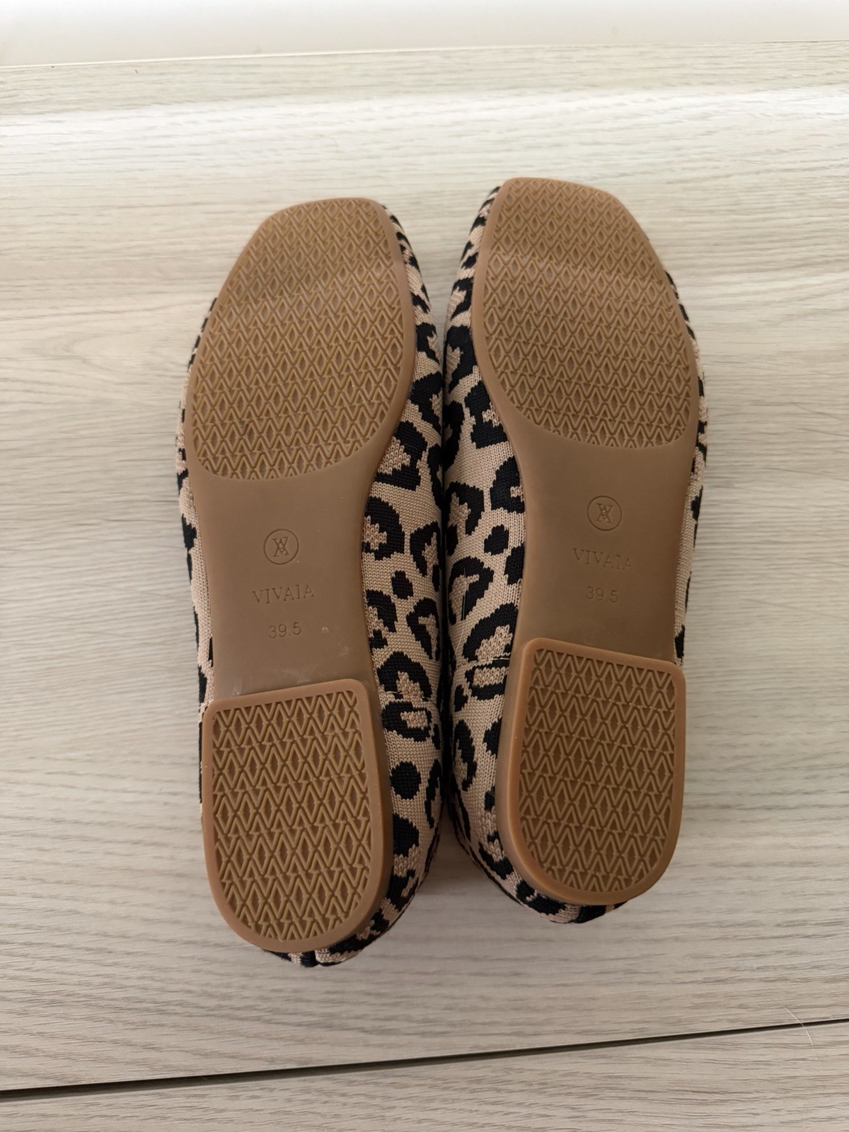 Vivaia Women’s Sz 39.5 MARGOT 2.0 Square Toe Flats Leopard Print Comfort Shoe