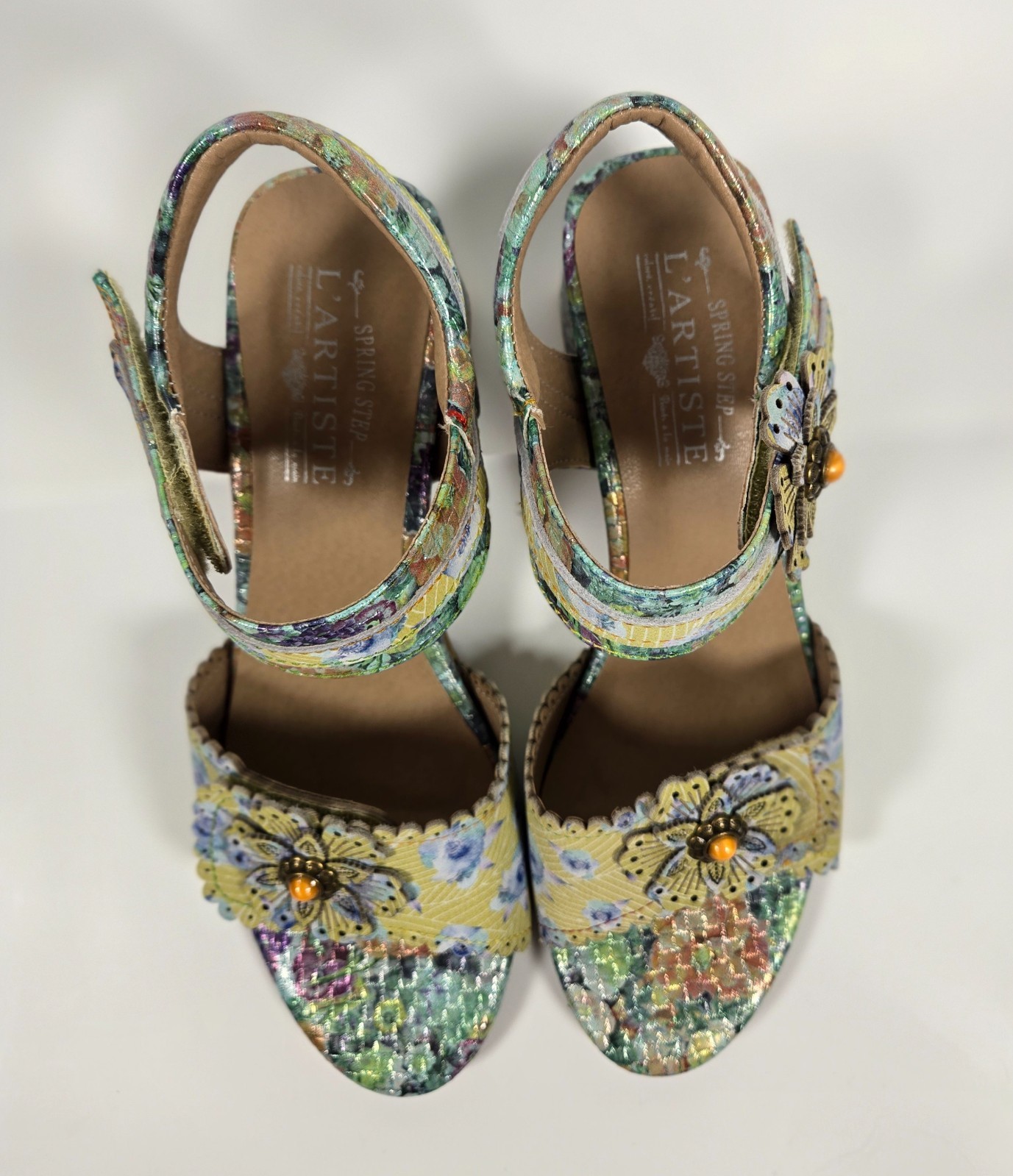 L’Artiste Spring Step Vogeush Floral Heeled Sandal Sz 8.5 (39) Boho Wedding EC