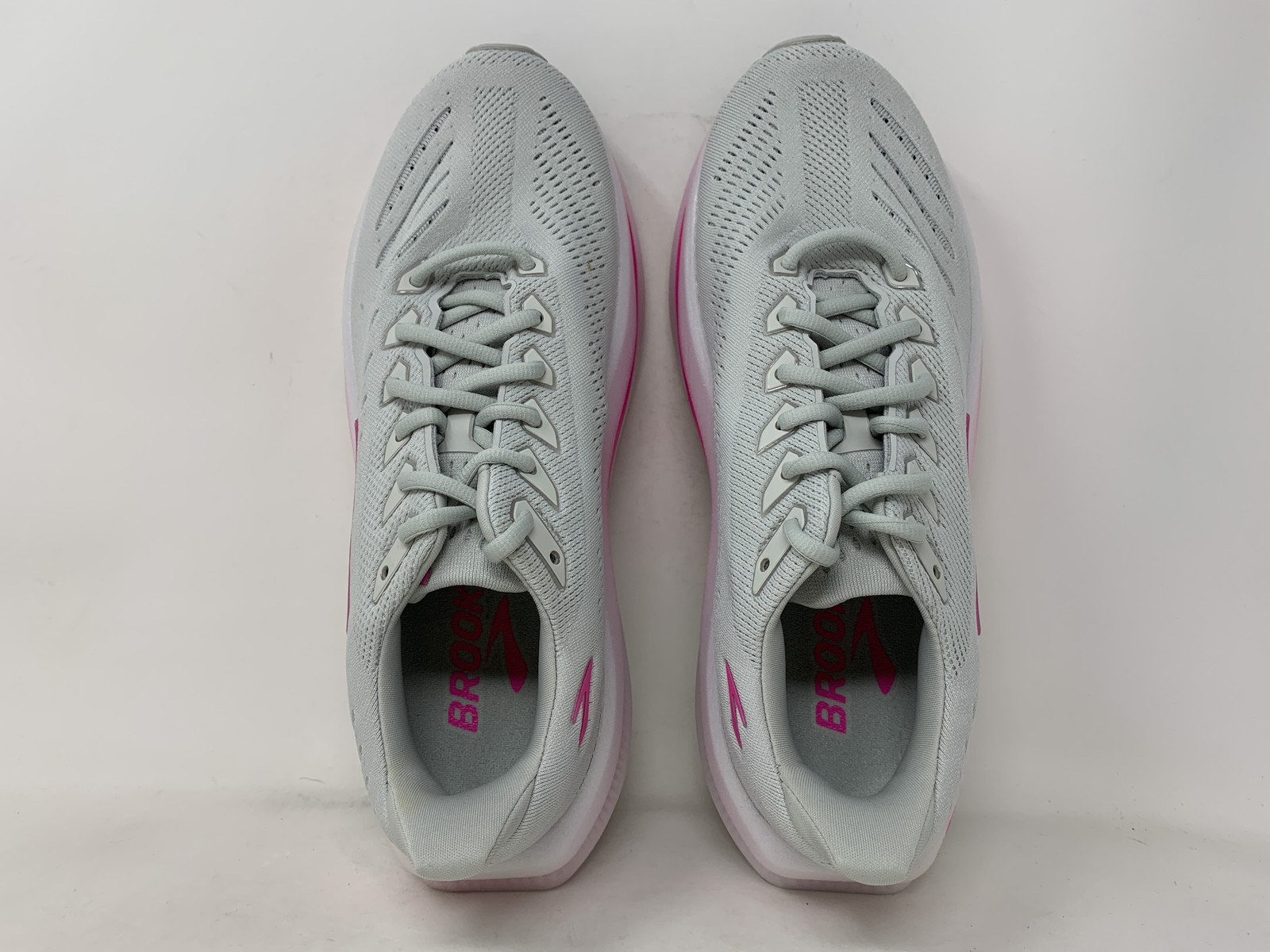 Women’s Brooks Glycerin Max 2, Oyster/Argyle/Cyber Pink, 9 B Medium US