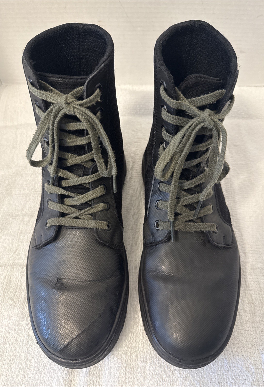 Dr. Martens Combs II 8 Eye Utility Lightweight Black Combat Boots Size M 9/W 10