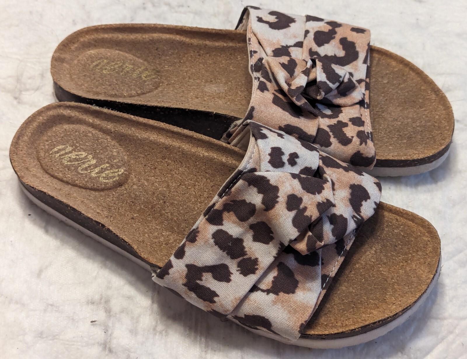 Aerie Spotted Any Mal Print Slides Sandals Size 7 / 37.5 Women’s