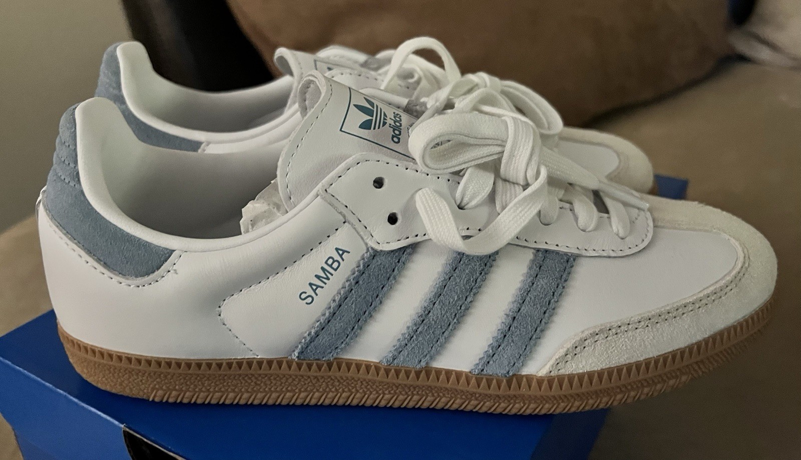 Women’s Size 6 Adidas Samba OG White Ash Blue Gum Sneakers Tennis Shoes SOLD OUT