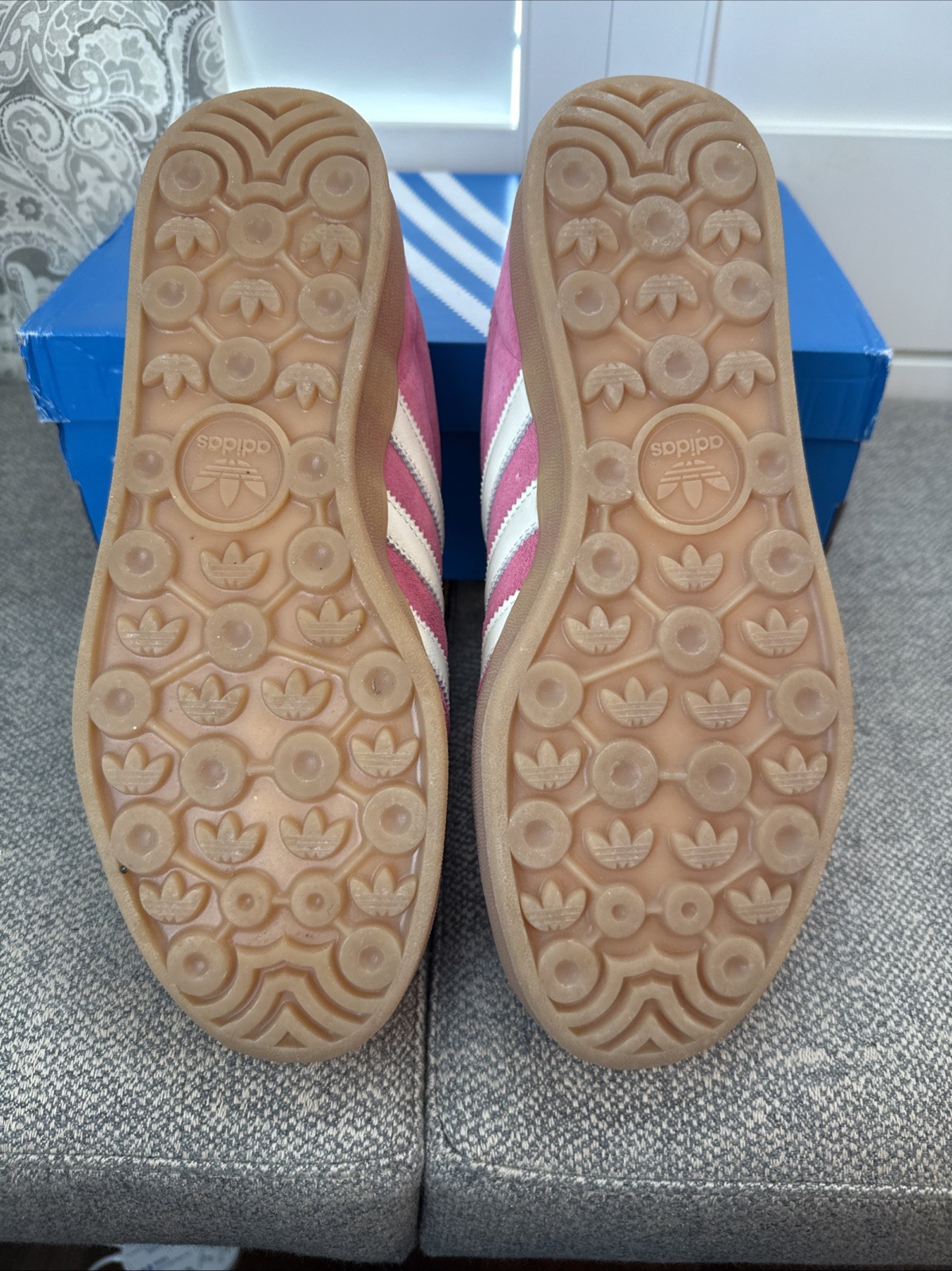 Women’s Size 9 Adidas Gazelle JI2014 Pink Sneaker Shoes