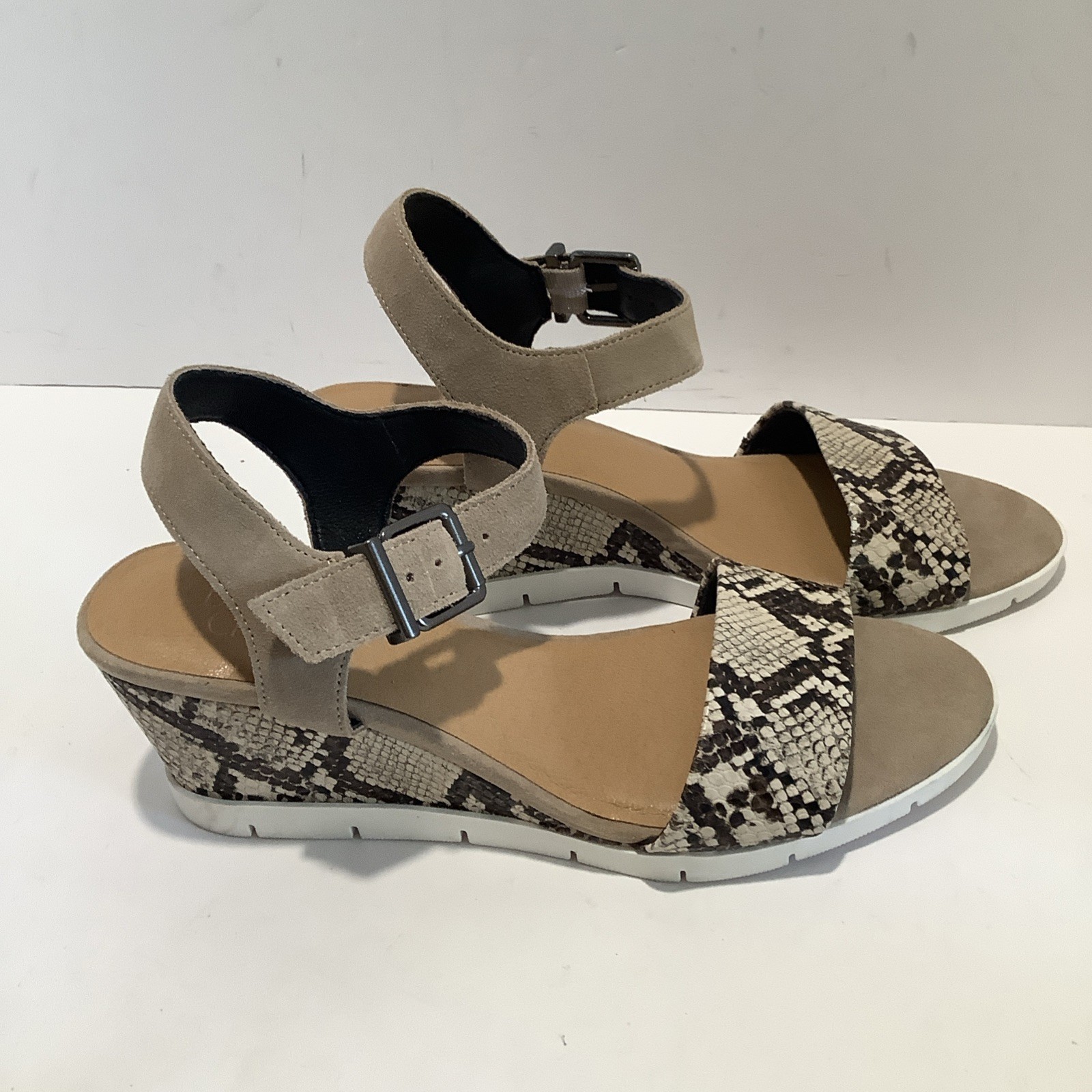 Dakota Chase Aiden Leather Slingback Snake Print Wedge Sandals Woman’s Sz. 8.5M