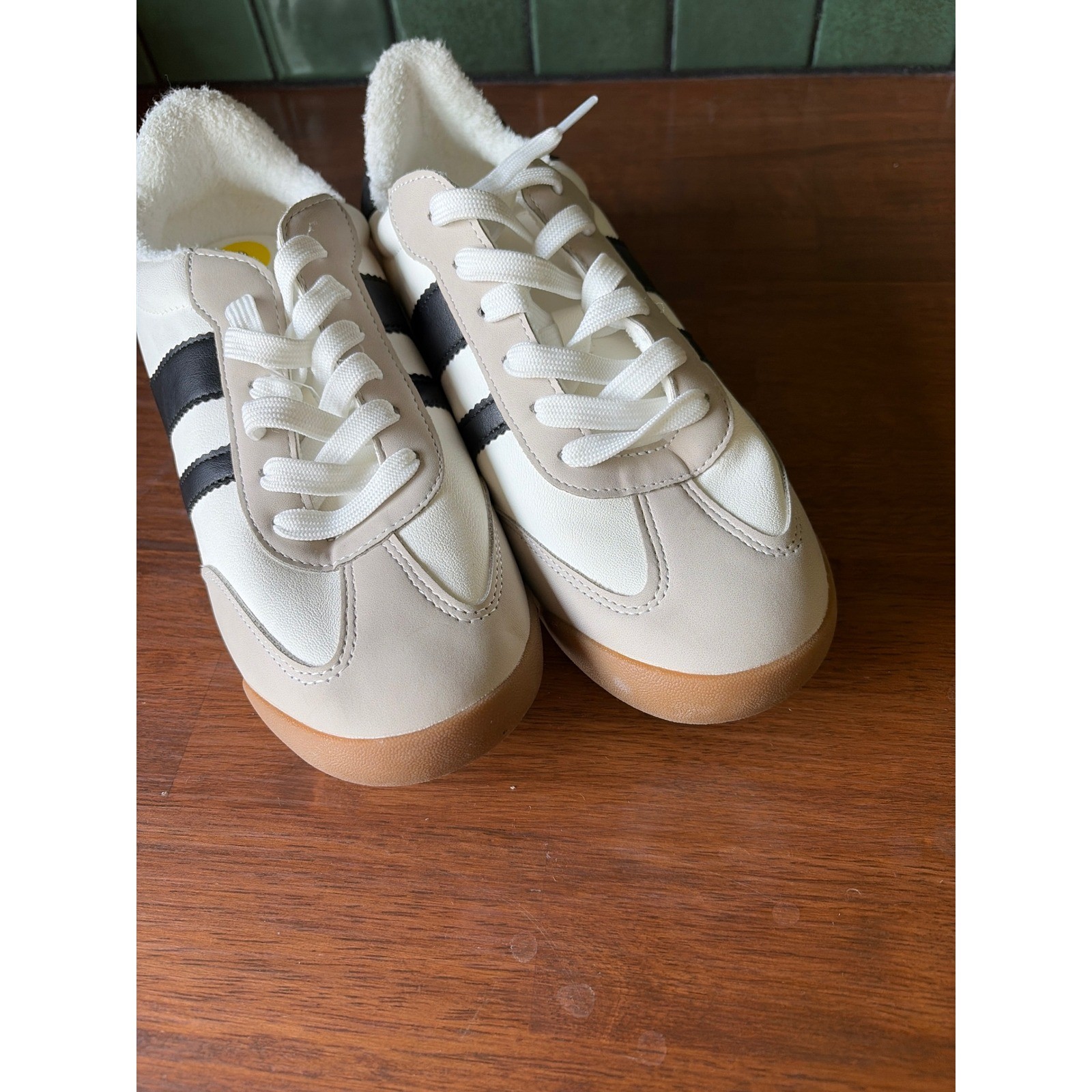 Rascal Womens White Beige Black dolce vita Stripe Low Top Sneakers Size 9