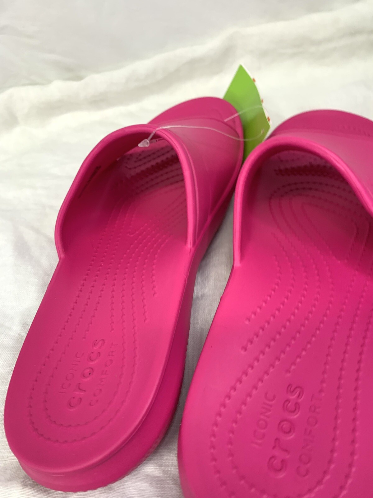 Crocs Classic Slide Sandals Candy Pink Size M6/ W8 Standard Fit NWT