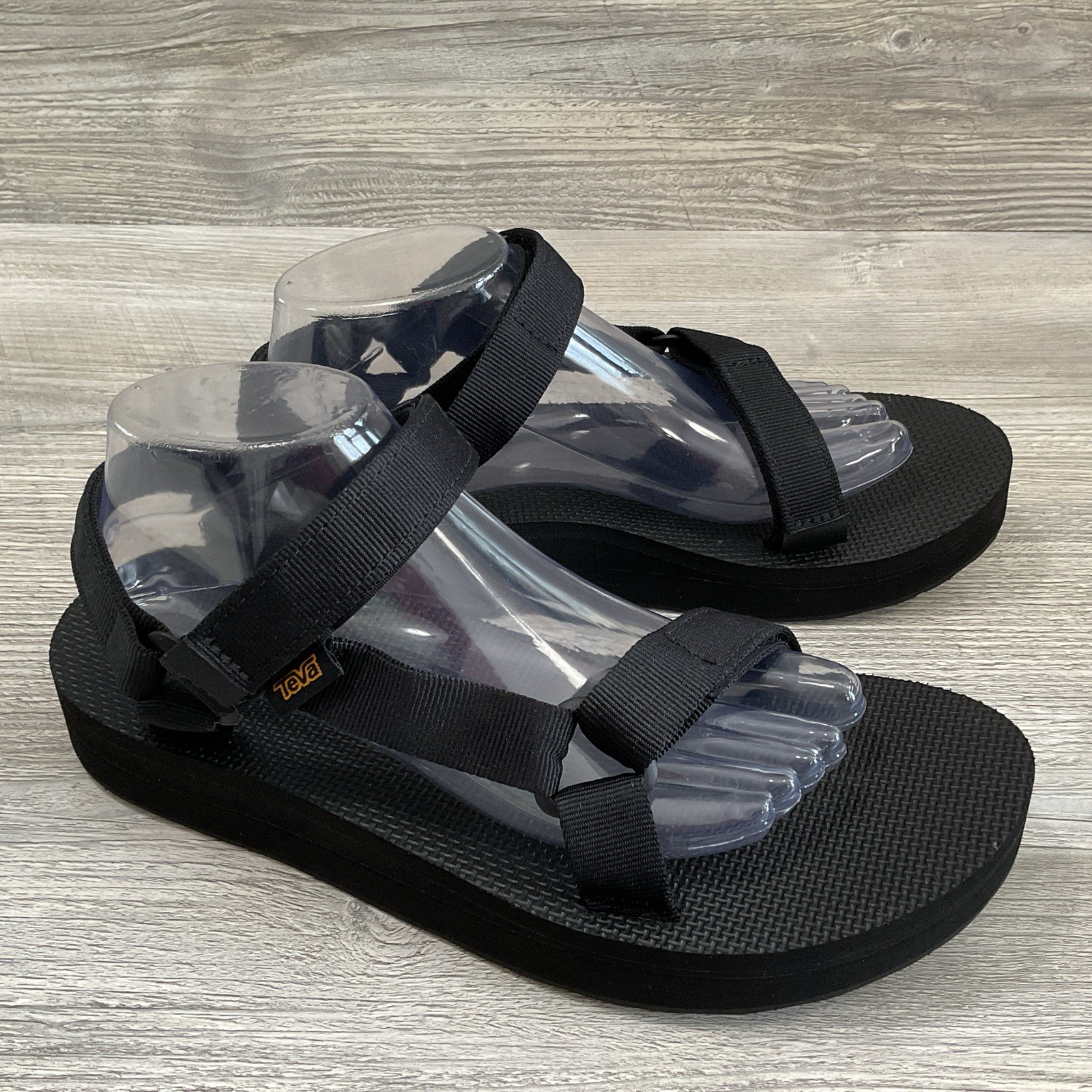 Teva Women’s Midform Universal Outdoor Sandals Solid Black 1090969 Size 10