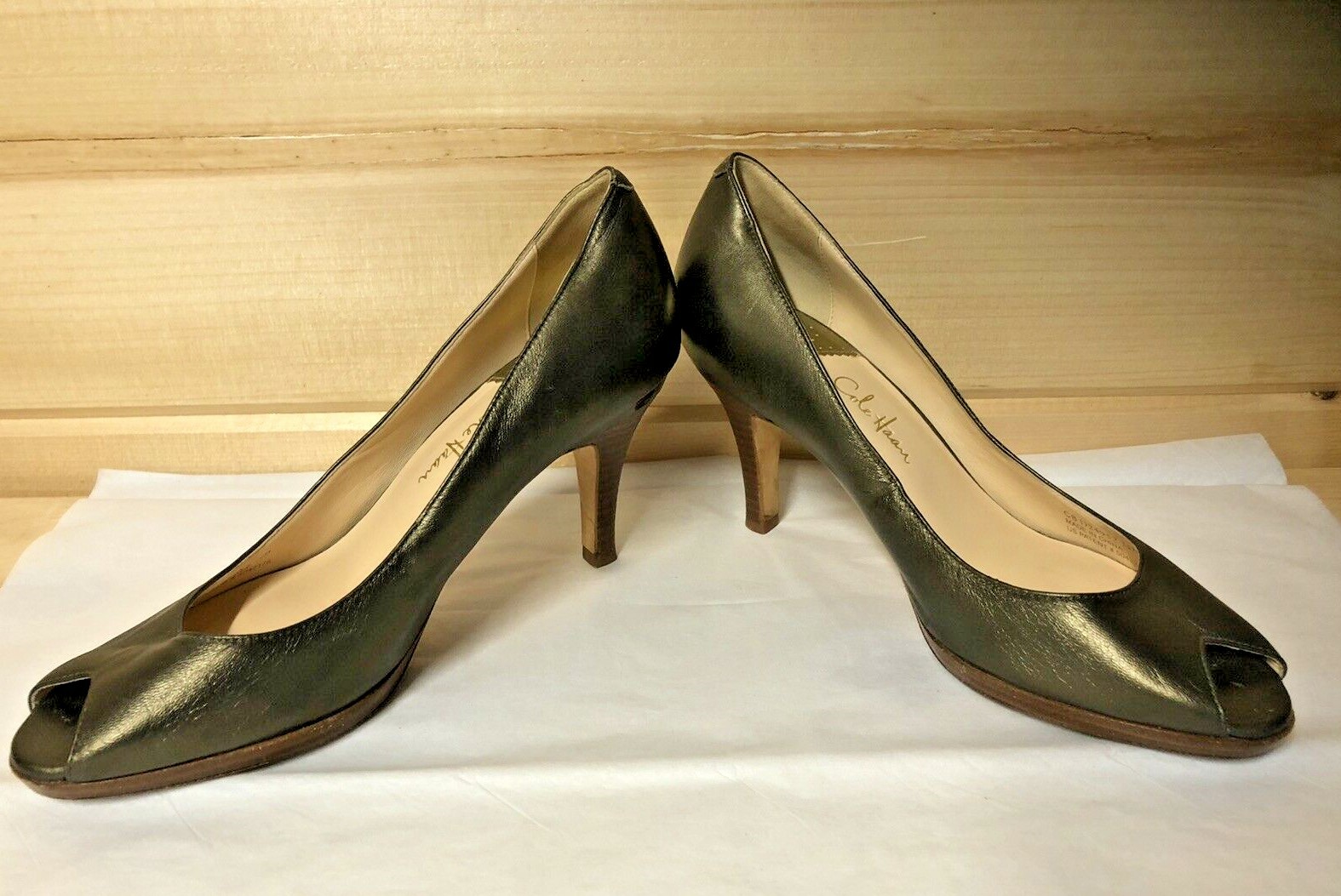 COLE HAAN Air Bronze/Green Metallic Leather Peep Toe 3” Heel Pumps Sz 7.5 B