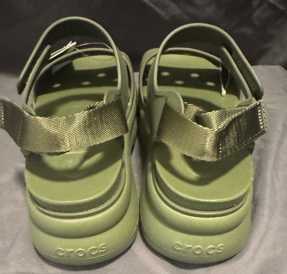 Crocs Women’s Soho Y Strap Platform Sandals Army Green Size 6 211755-309